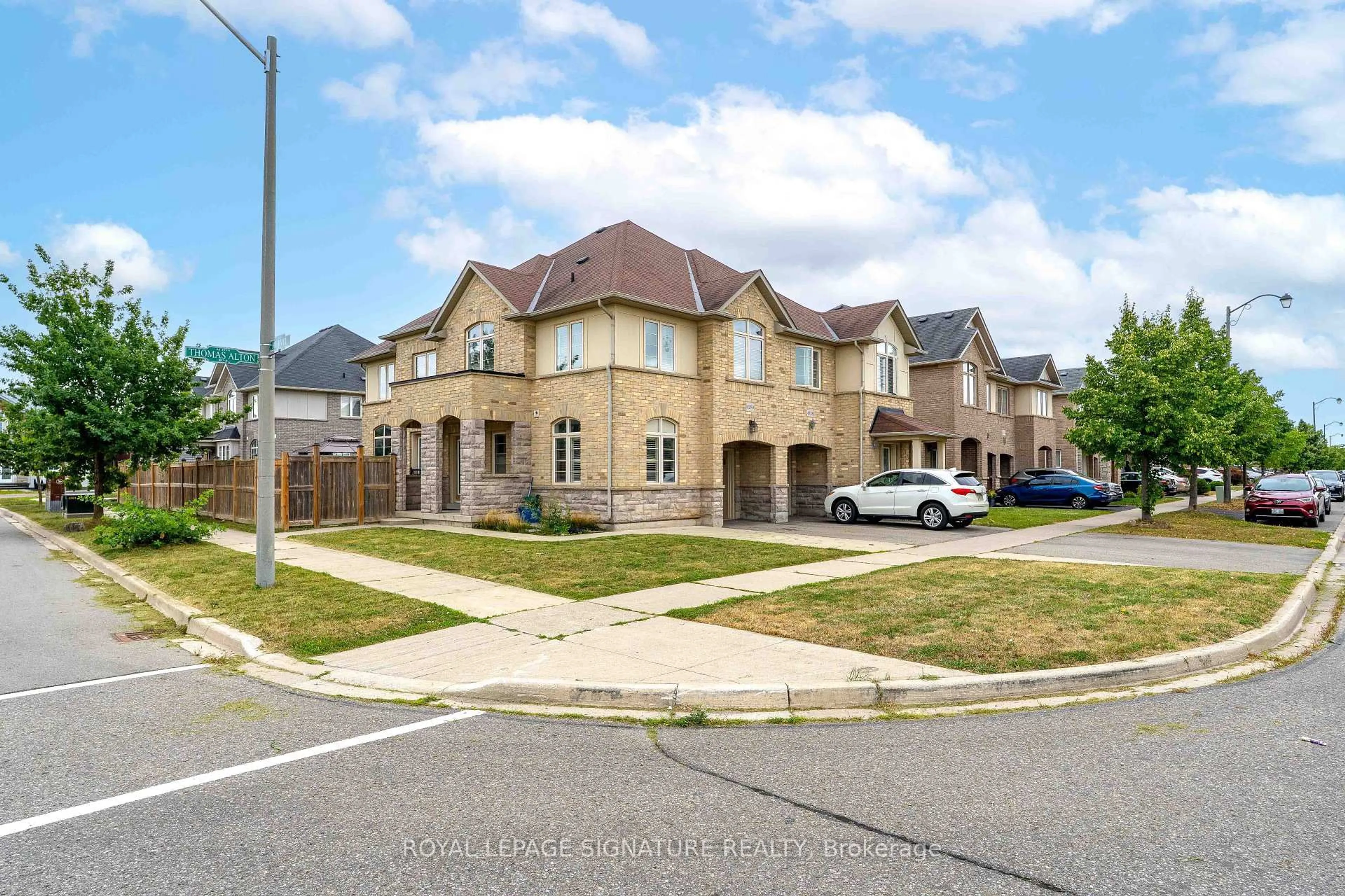 Home with brick exterior material, street for 4280 Thomas Alton Blvd, Burlington Ontario L7M 0M9