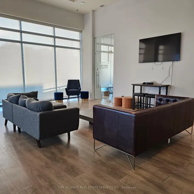 2522 Keele St #512, Toronto 3