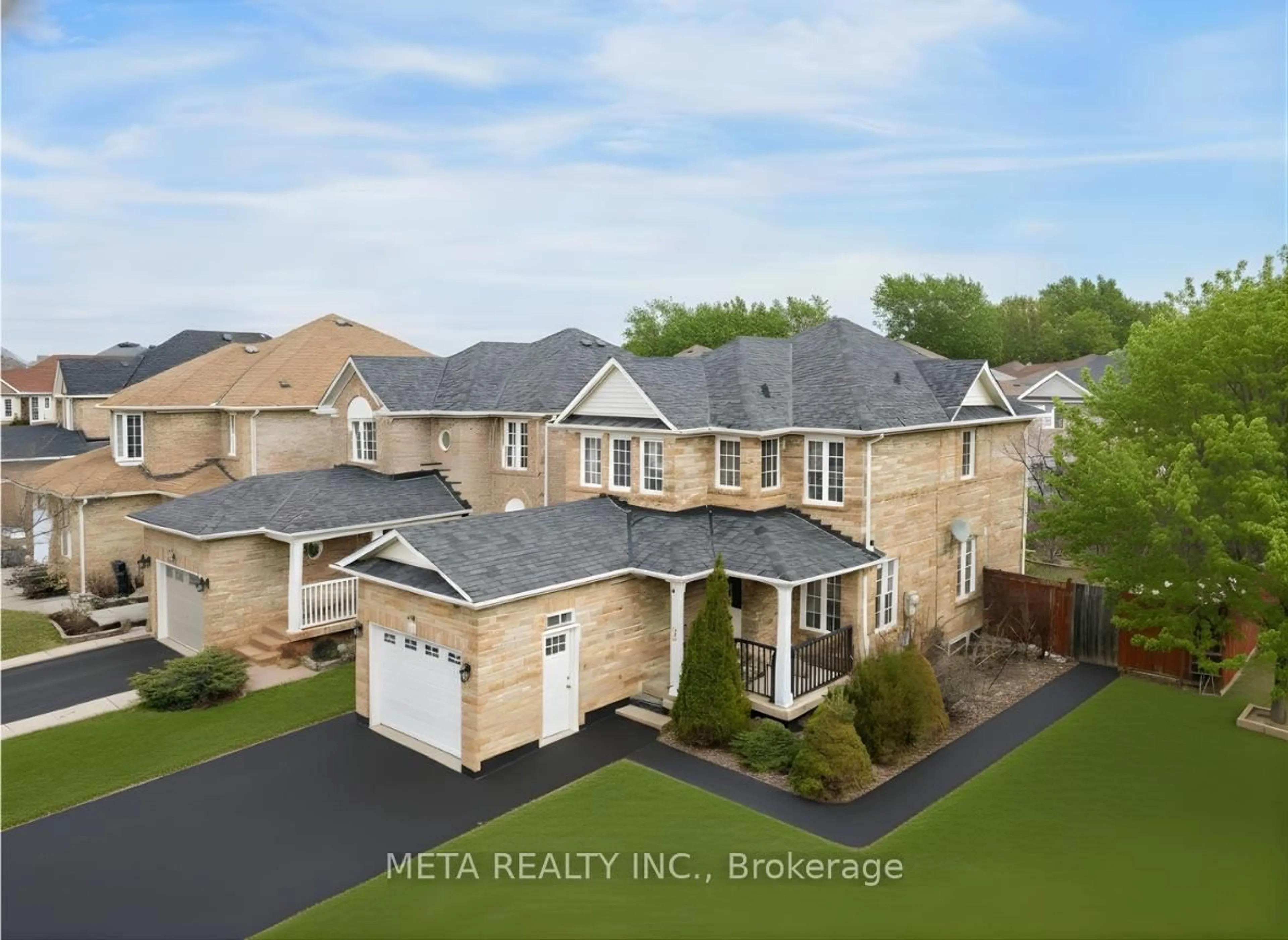 A pic from outside/outdoor area/front of a property/back of a property/a pic from drone, street for 59 Brunswick St, Brampton Ontario L6X 4Y4