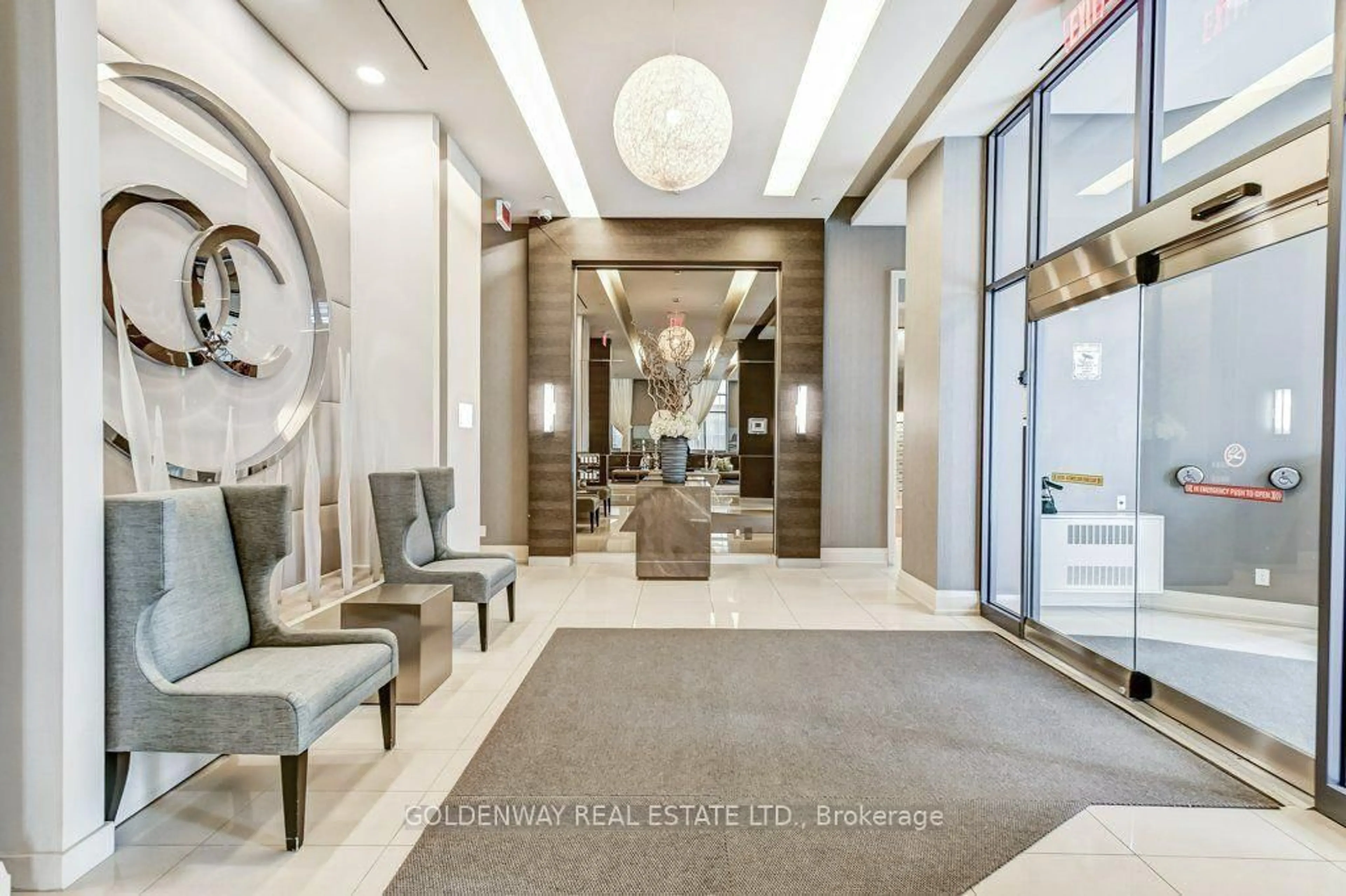 Indoor foyer for 60 Annie Craig Dr #B608, Toronto Ontario M8V 0C5