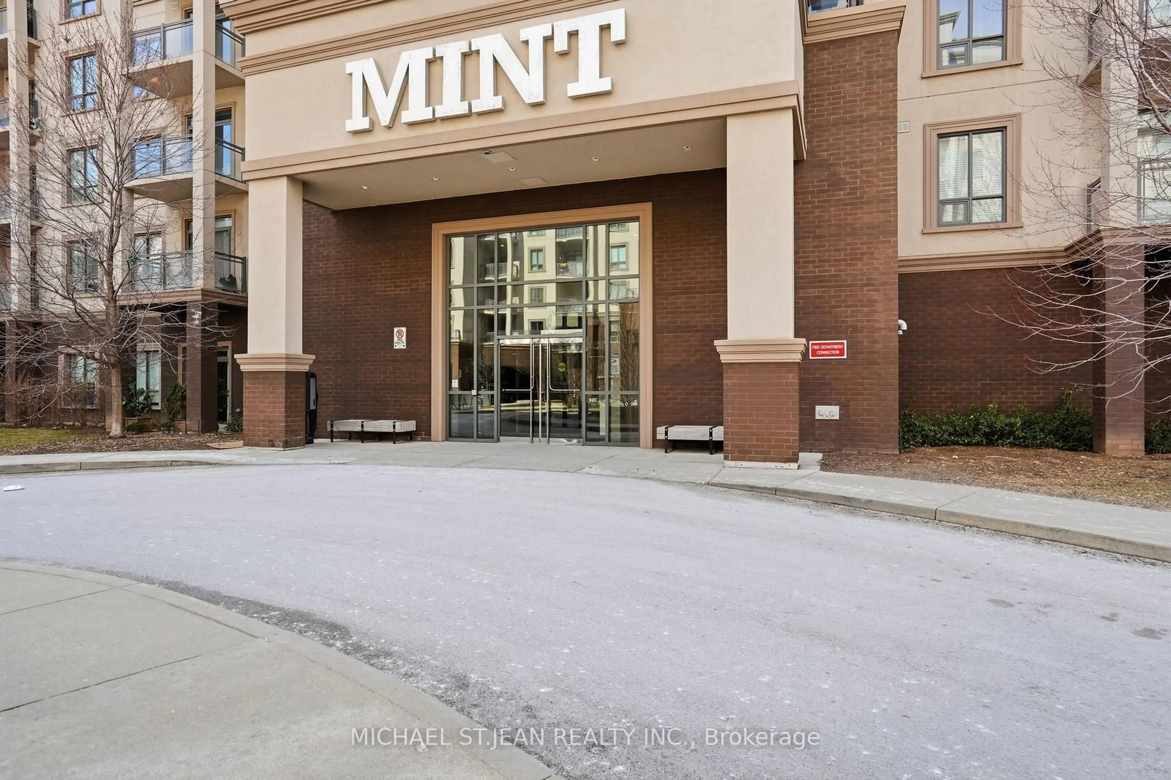 Unknown for 2490 Old Bronte Rd #720, Oakville Ontario L6M 0Y5