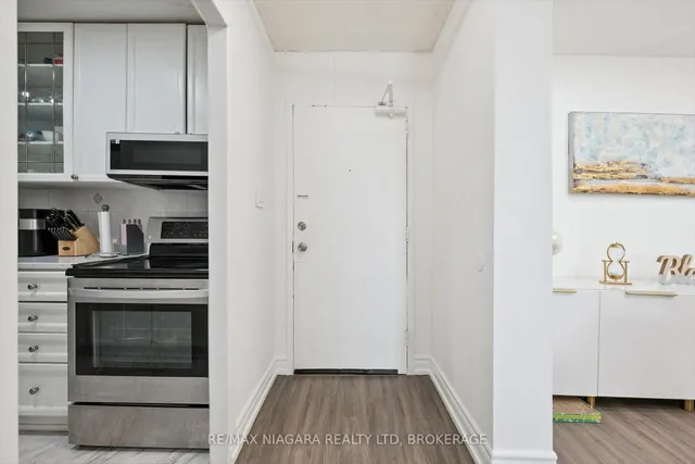 340 Dixon Rd #2306, Toronto 3