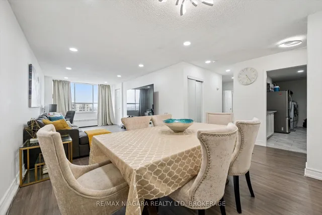 340 Dixon Rd #2306, Toronto 5
