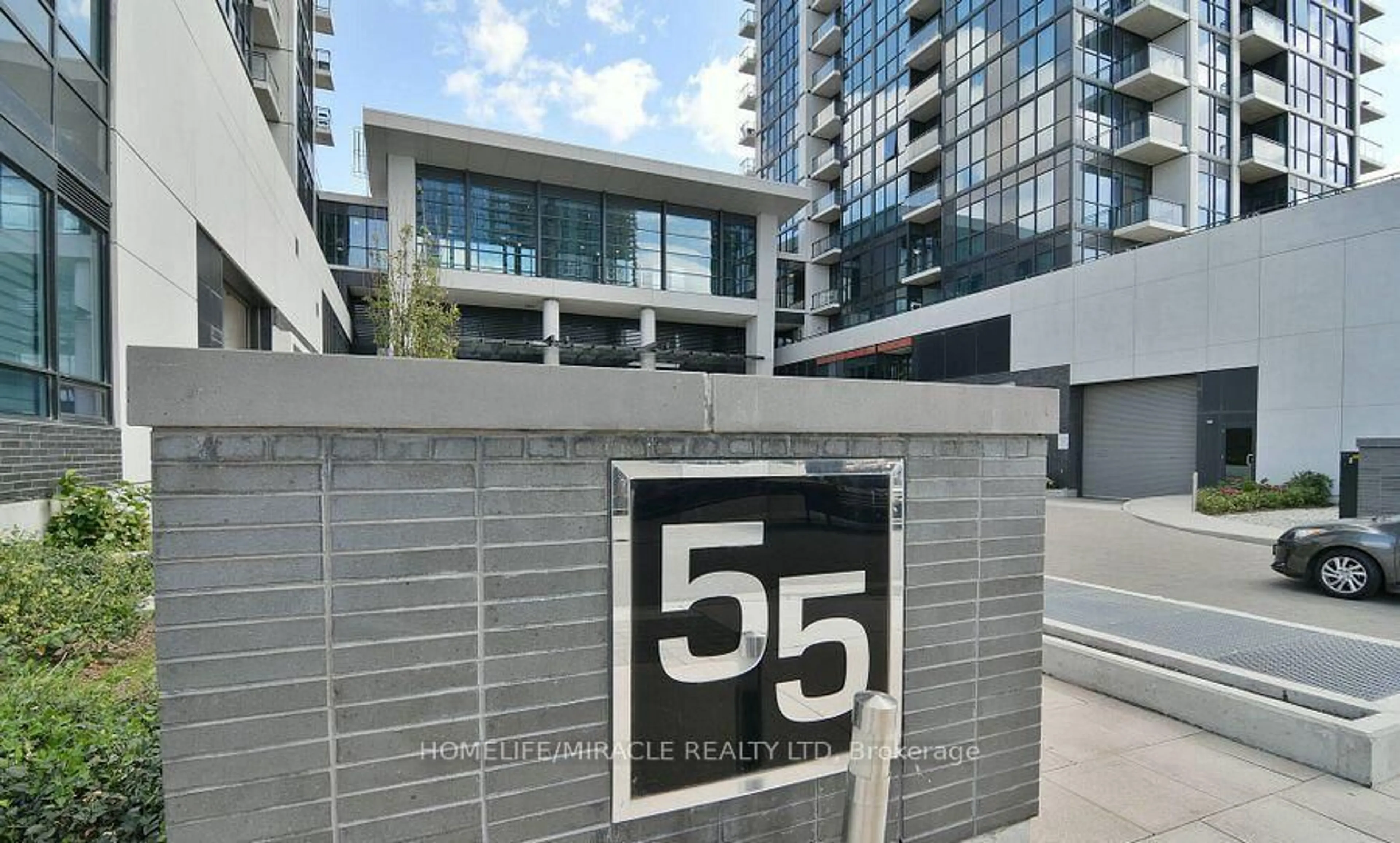 Unknown for 55 Eglinton Ave #2302, Mississauga Ontario L5R 0E4