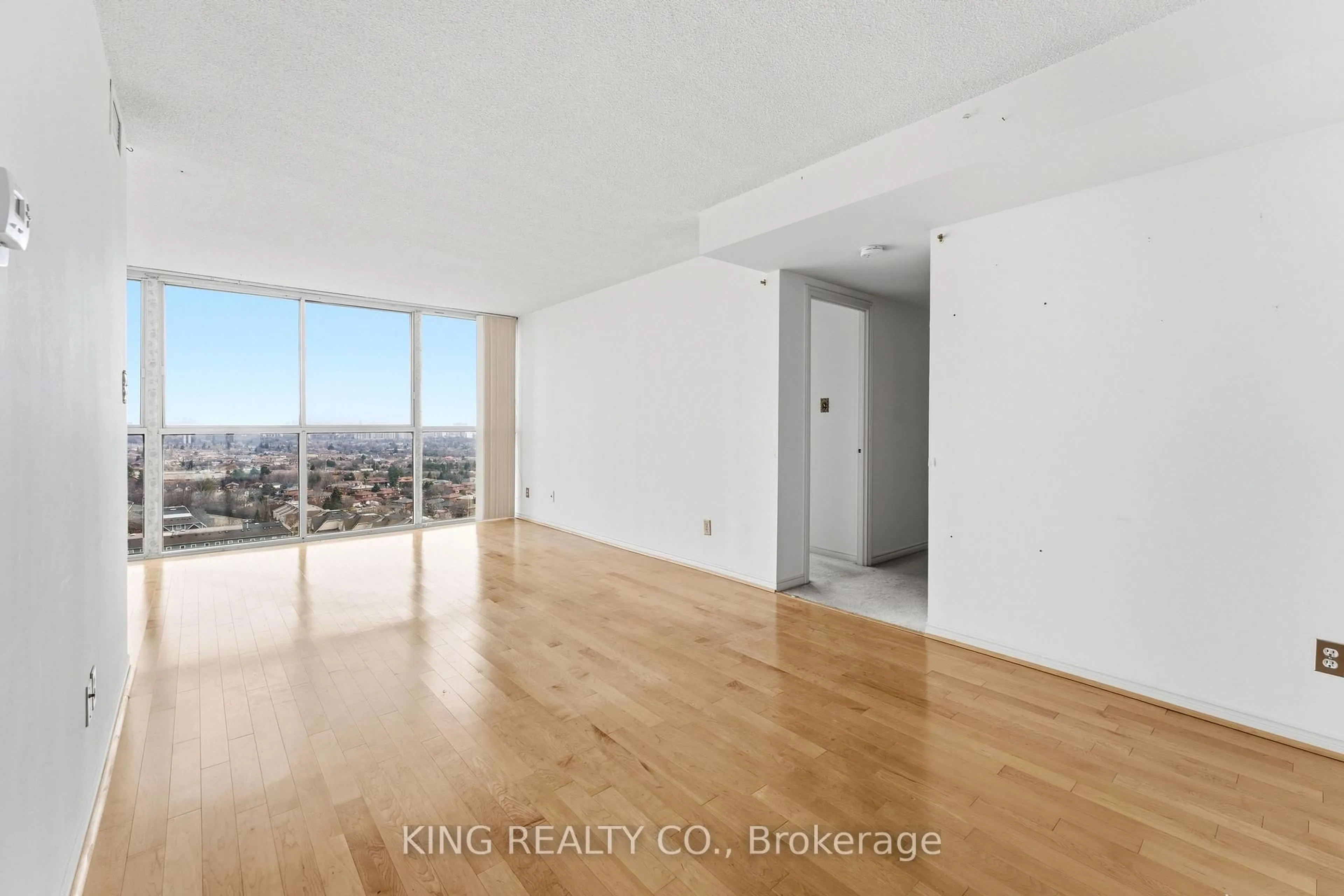 A pic of a room for 880 Dundas St #1604, Mississauga Ontario L5C 4H3