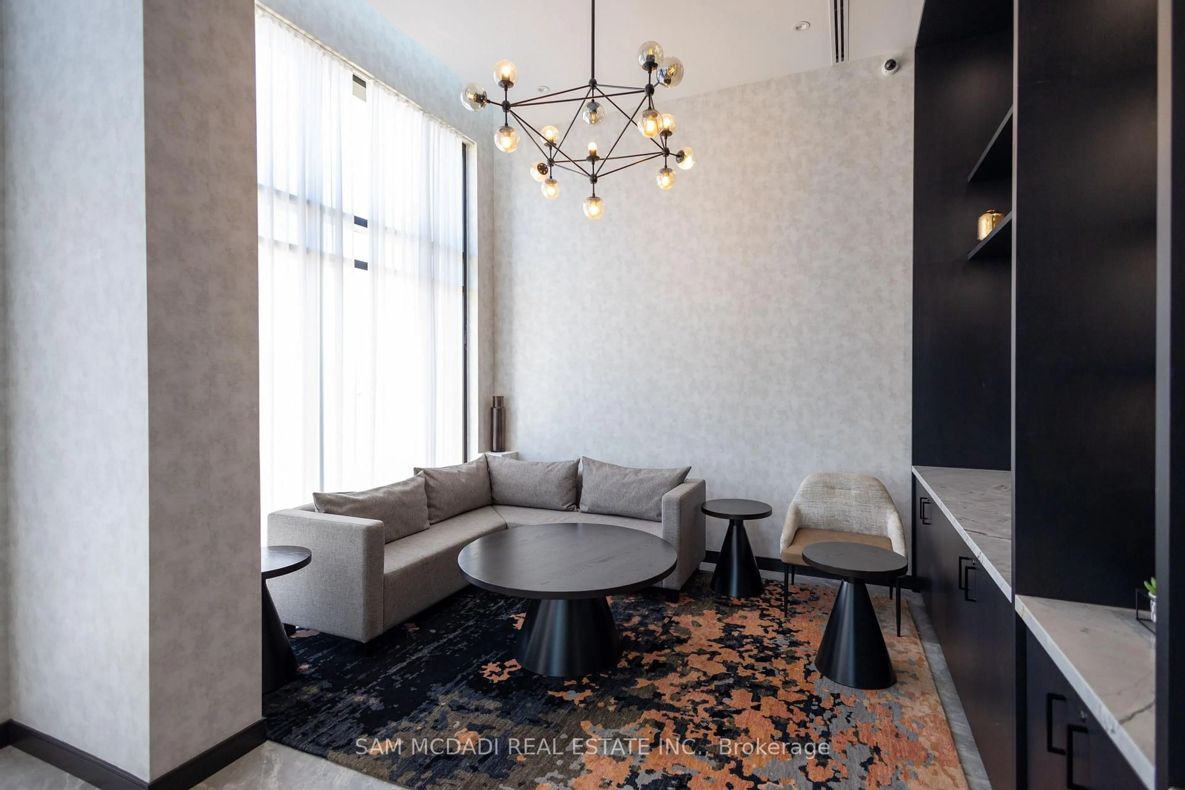 Lobby for 3005 Pine Glen Rd #703, Oakville Ontario L6M 5P5