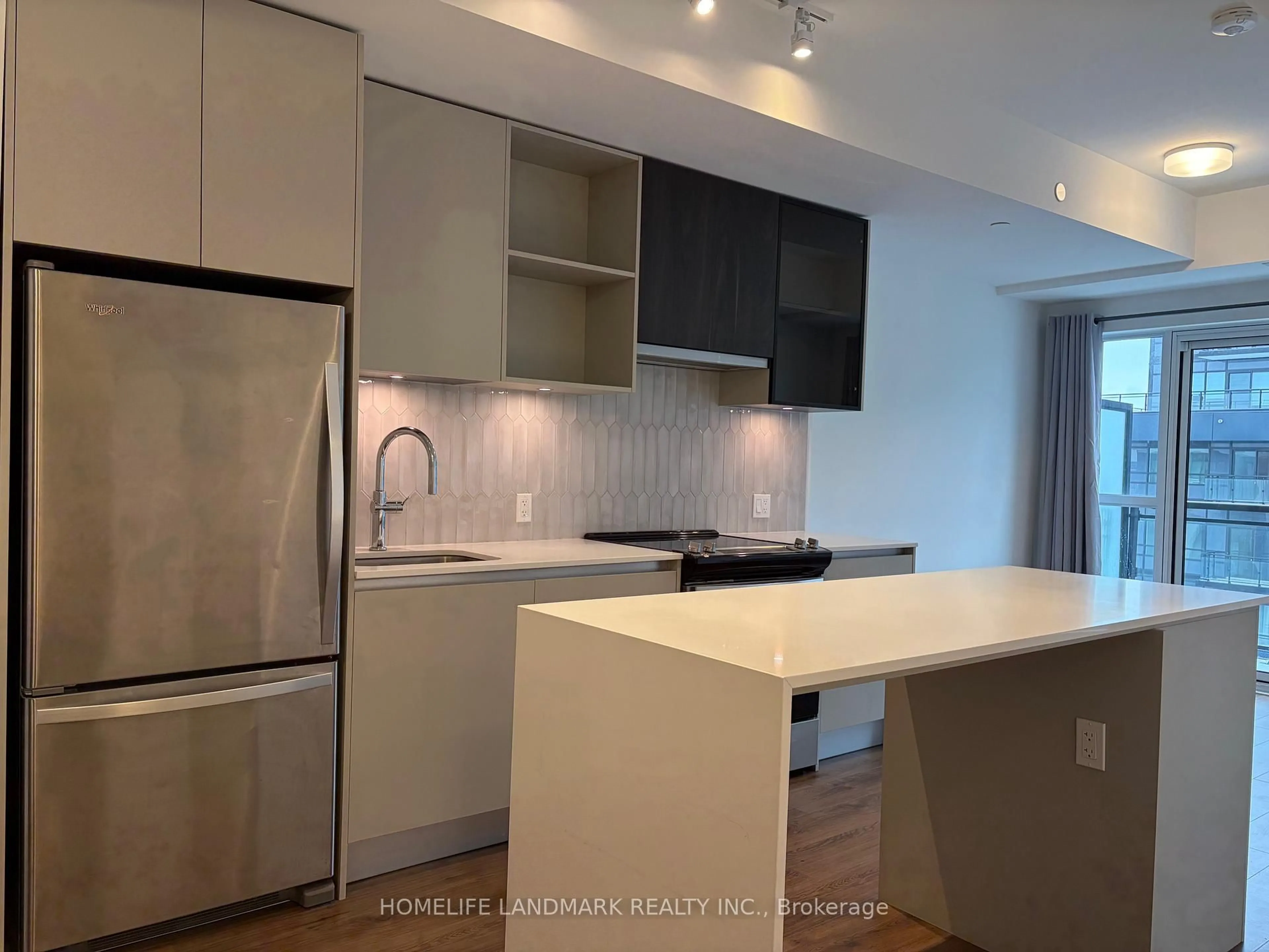 Open concept kitchen, unknown for 405 Dundas St #814, Oakville Ontario L6M 4P9