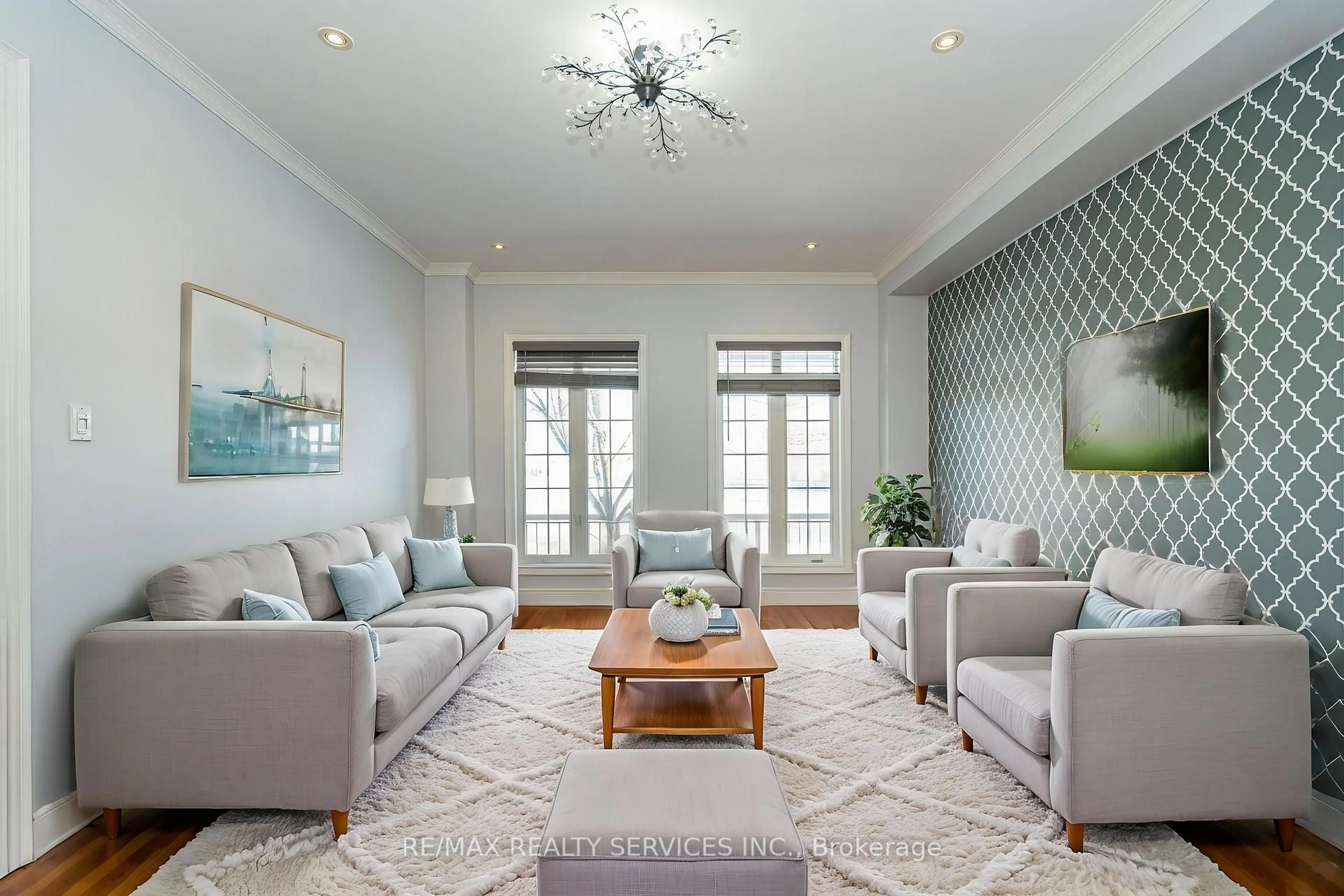 Living room with furniture, unknown for 52 Mount Royal Circ, Brampton Ontario L6P 2K4