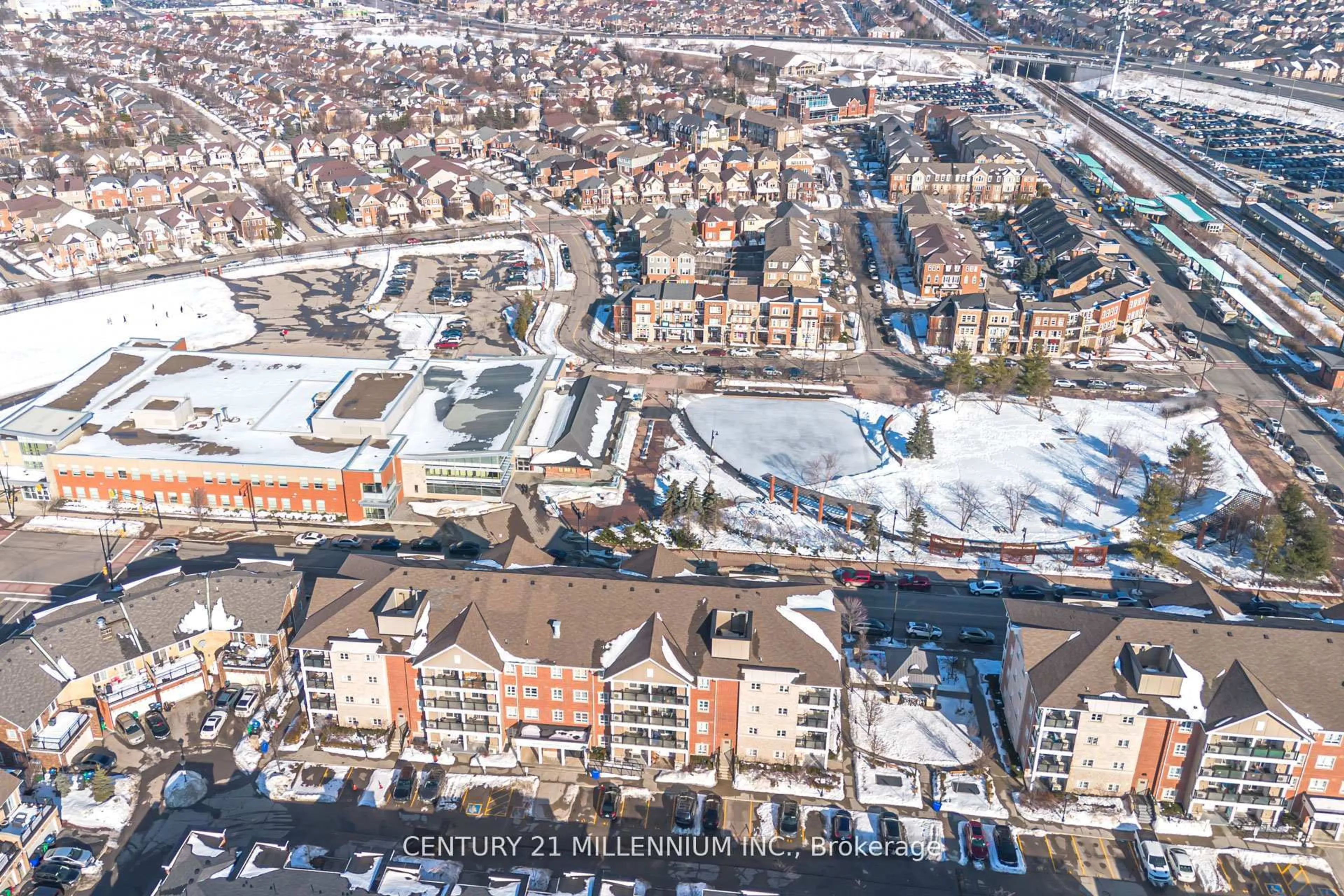 A pic from outside/outdoor area/front of a property/back of a property/a pic from drone, street for 60 Baycliffe Cres #204, Brampton Ontario L7A 0Z4