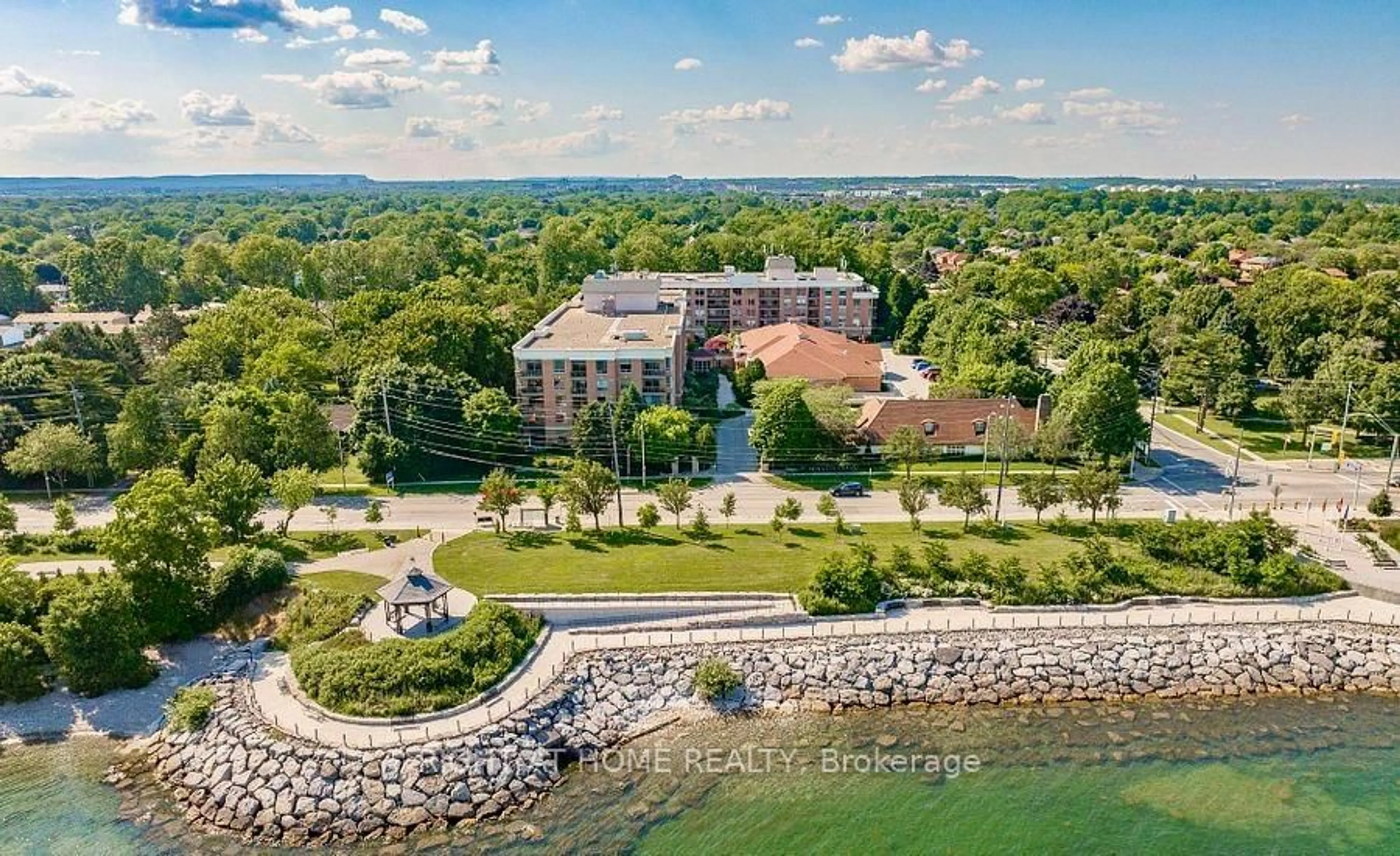A pic from outside/outdoor area/front of a property/back of a property/a pic from drone, water/lake/river/ocean view for 100 Burloak Dr #2406, Burlington Ontario L7L 6P6