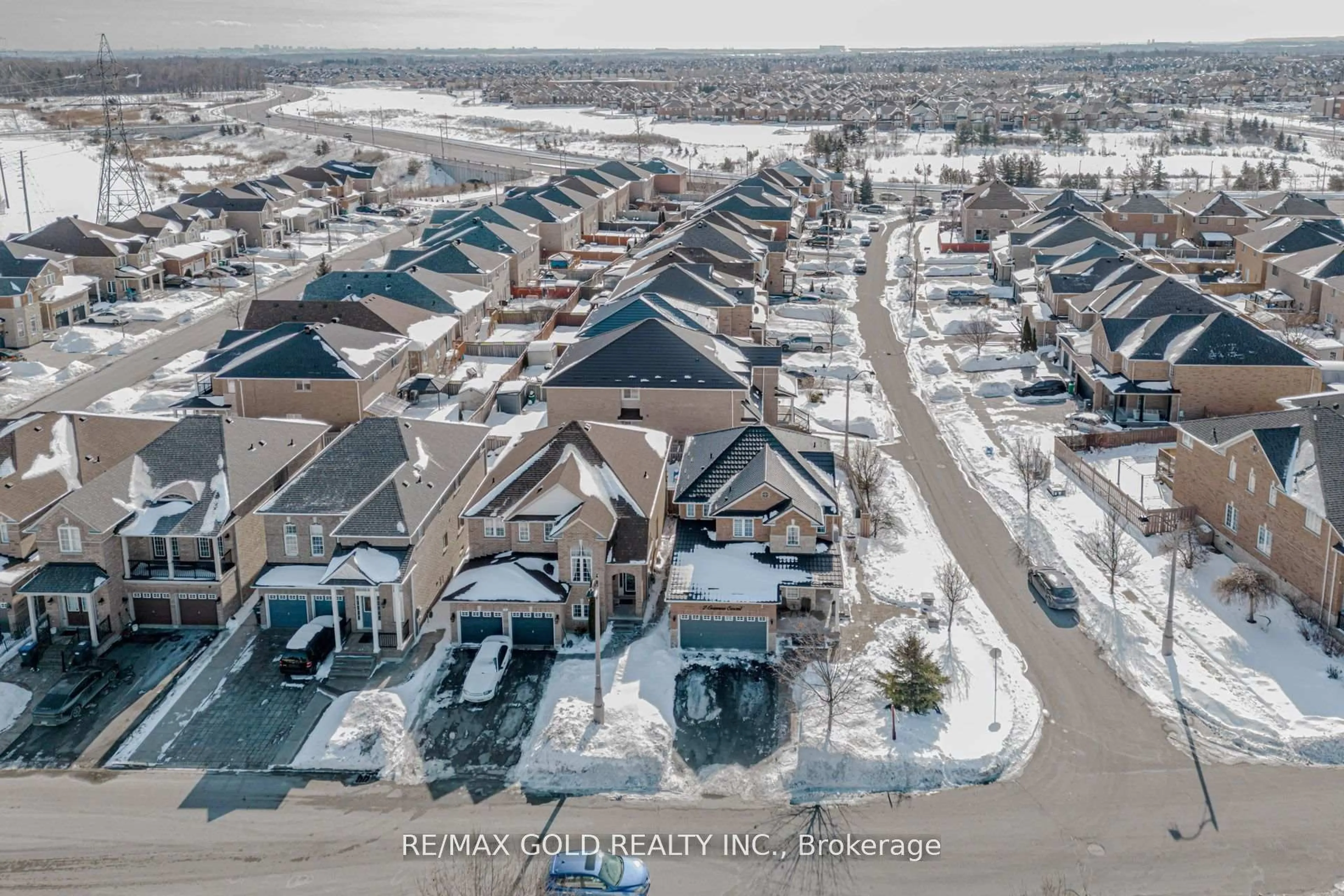 A pic from outside/outdoor area/front of a property/back of a property/a pic from drone, street for 2 Oranmore Cres, Brampton Ontario L6X 0J9