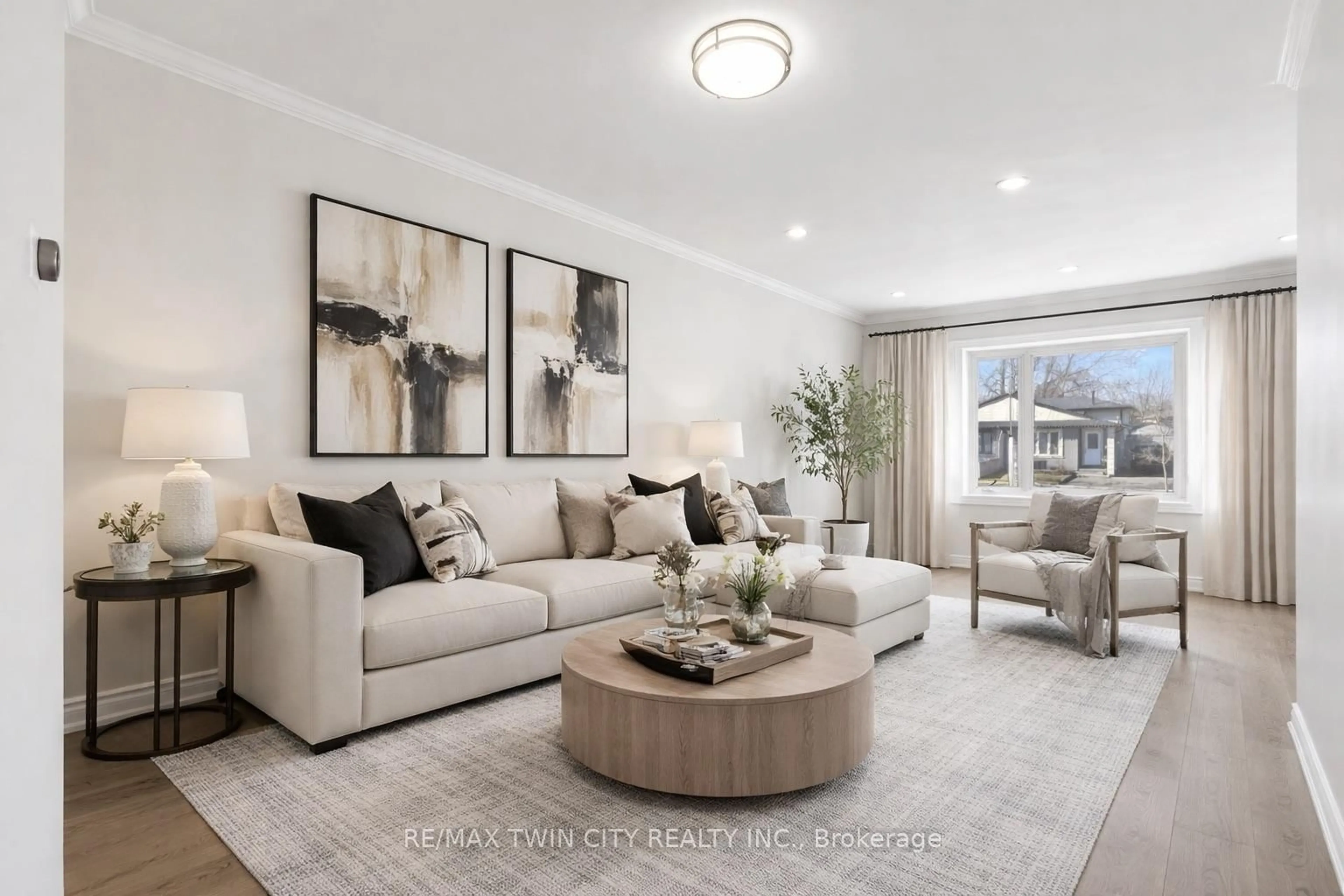 Living room with furniture, unknown for 25 Seaborn Rd, Brampton Ontario L6V 2B8