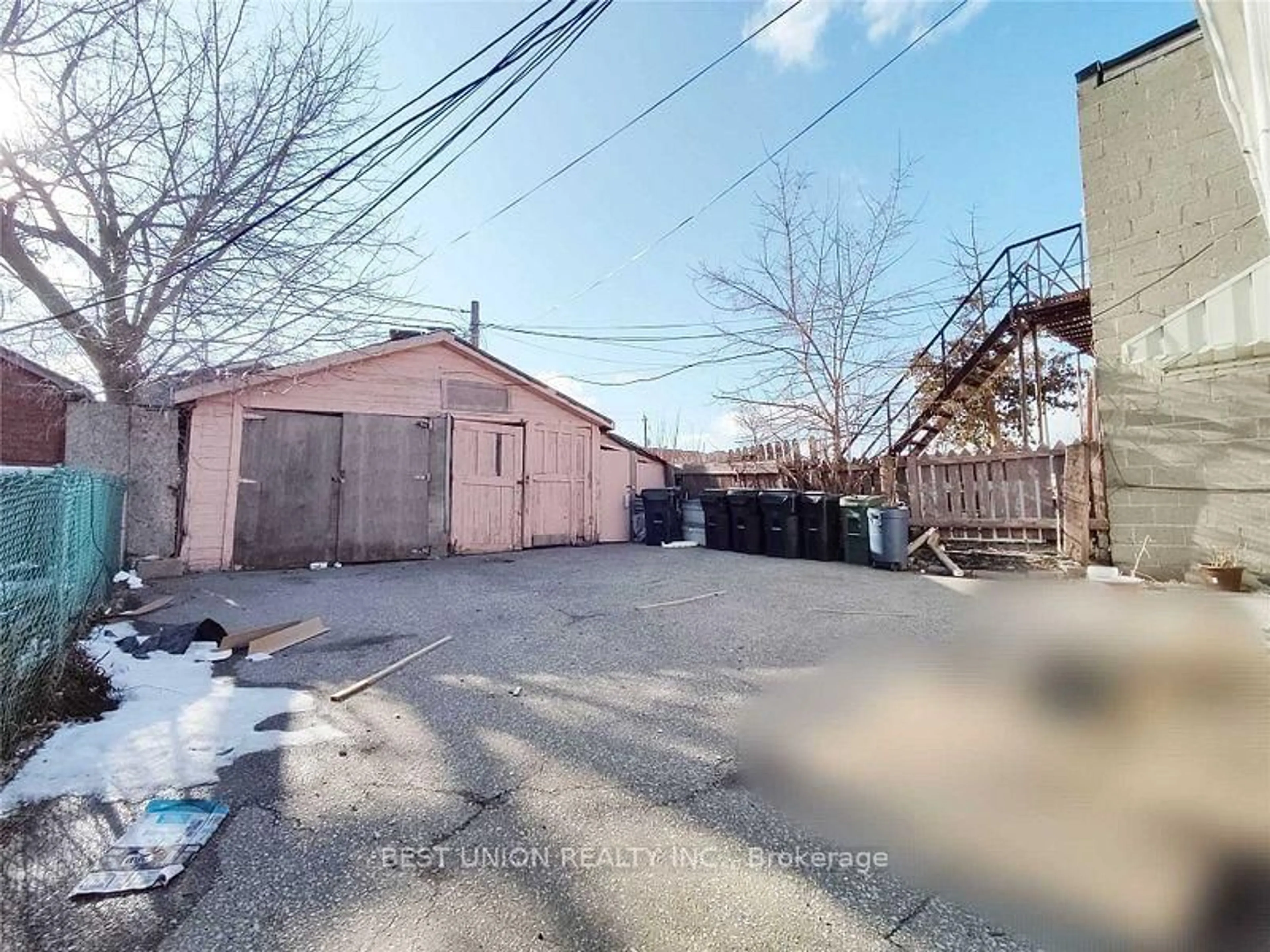 Shed for 250 Sixth St, Toronto Ontario M8V 3A7