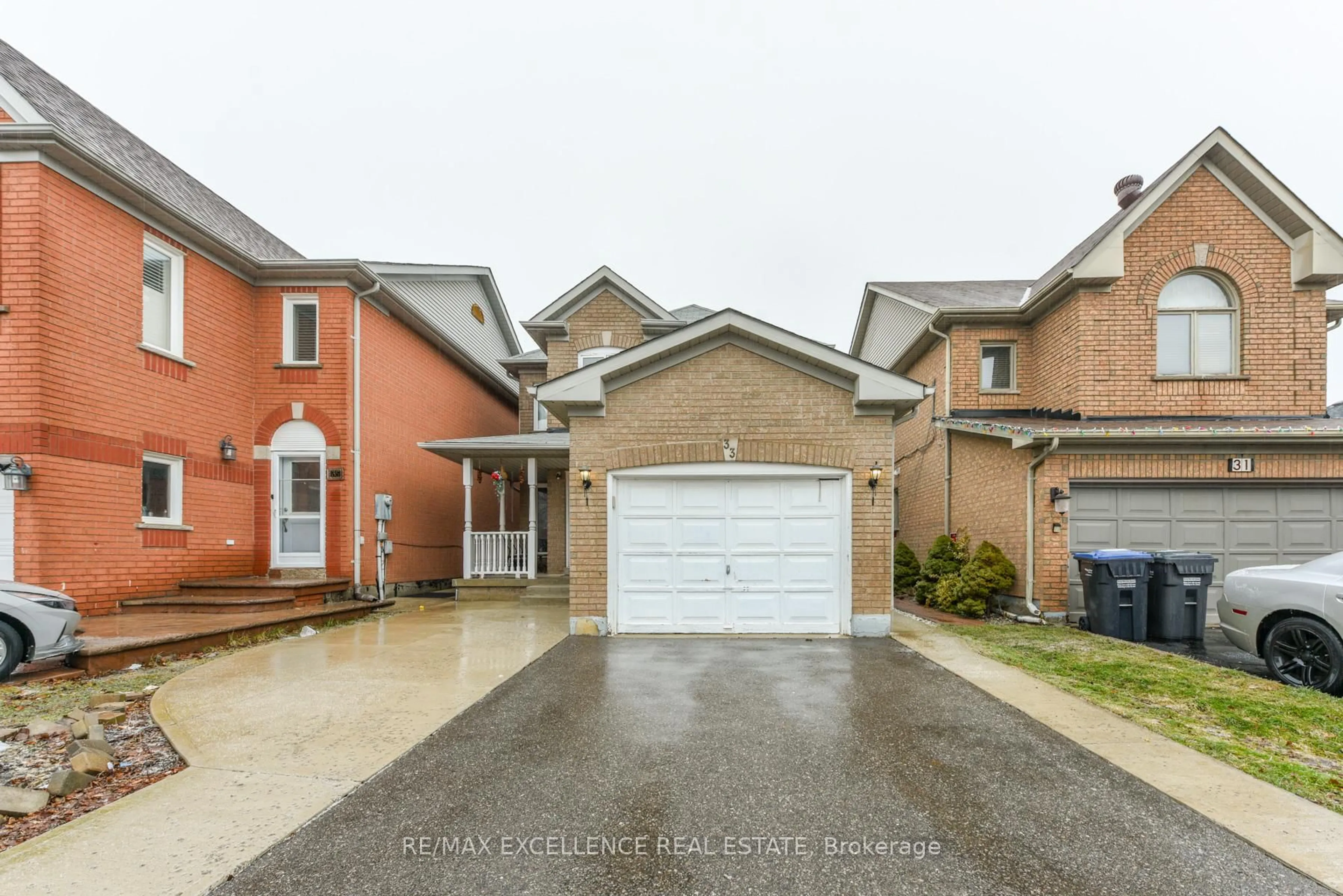 Unknown for 33 Wildberry Cres, Brampton Ontario L6R 1K1