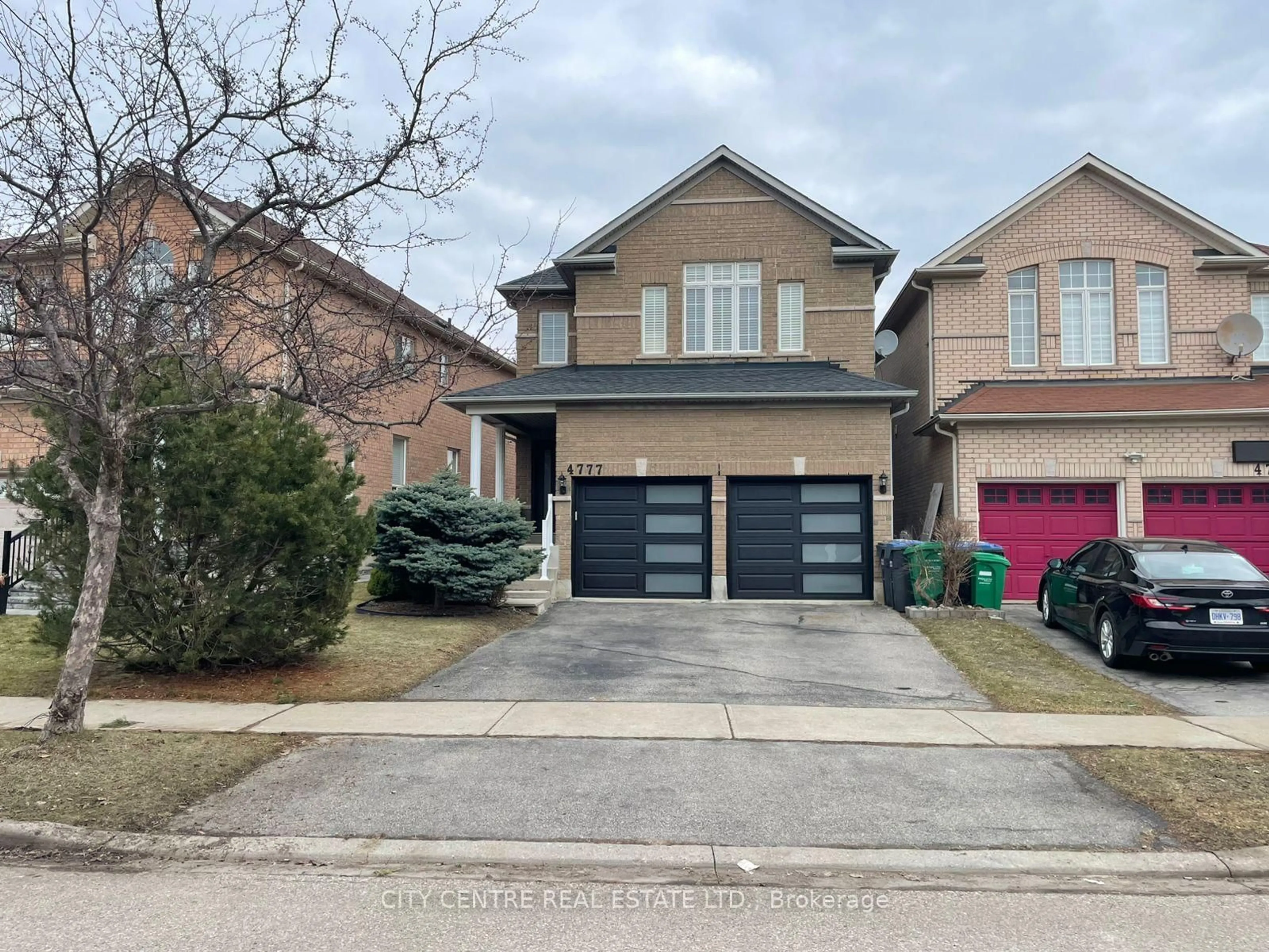 Home with brick exterior material, street for 4777 Glasshill Grve, Mississauga Ontario L5M 7R6