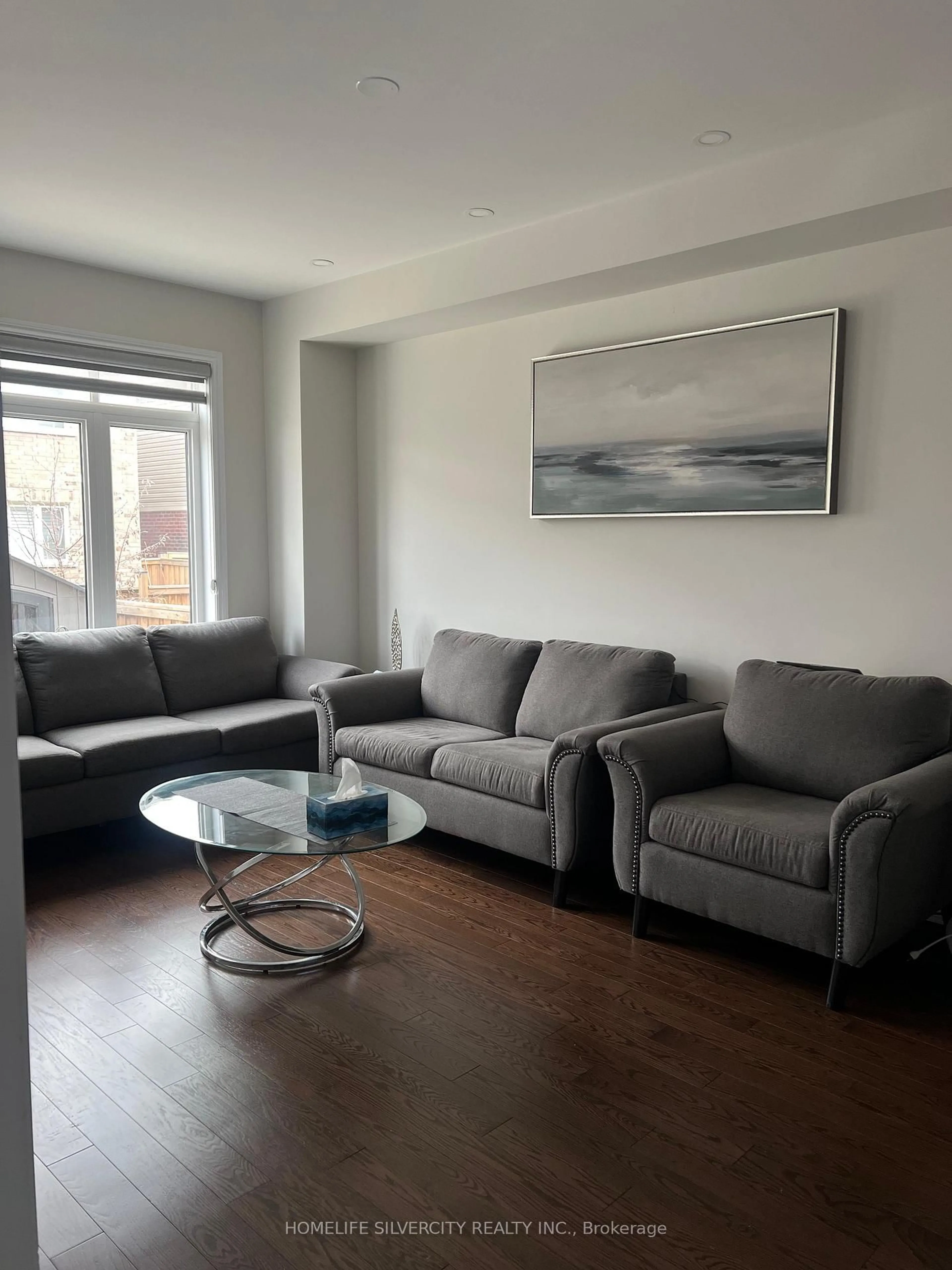 Living room with furniture, unknown for 88 Roulette Cres, Brampton Ontario L7A 4R6