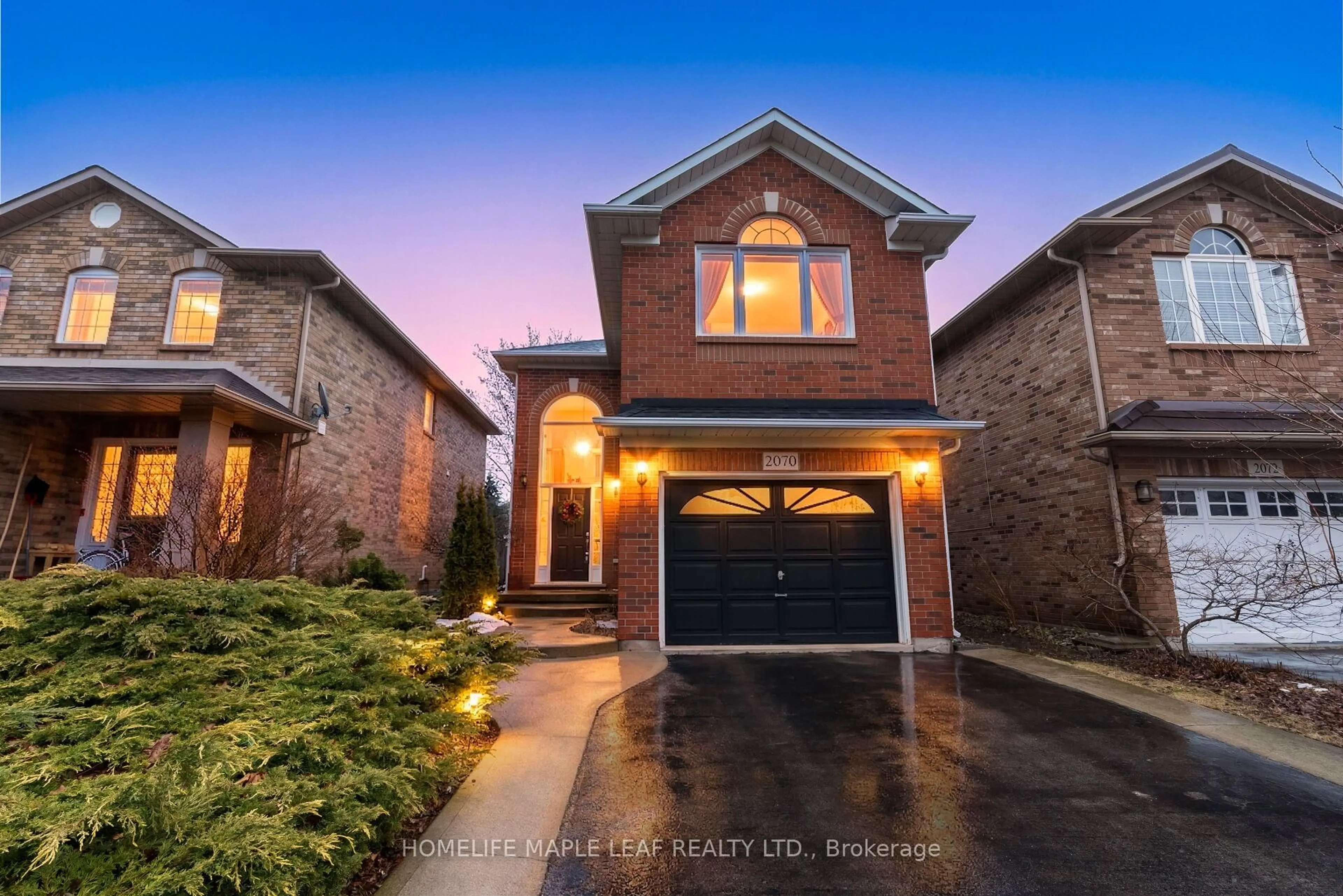 Home with brick exterior material, street for 2070 Shady Glen Rd, Oakville Ontario L6M 3P1