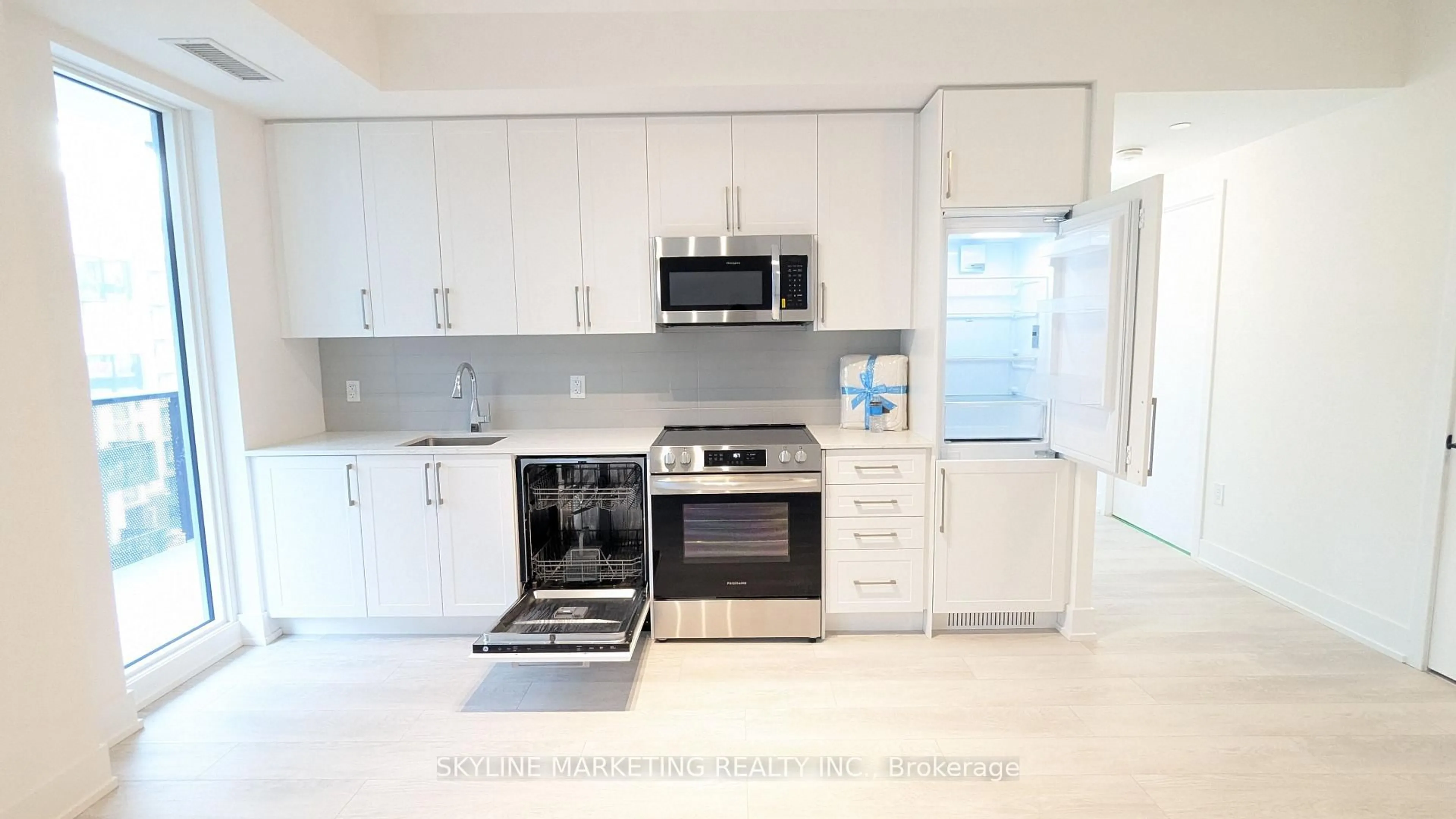 Unknown for 2450 Old Bronte Rd #504, Oakville Ontario L6M 5P6