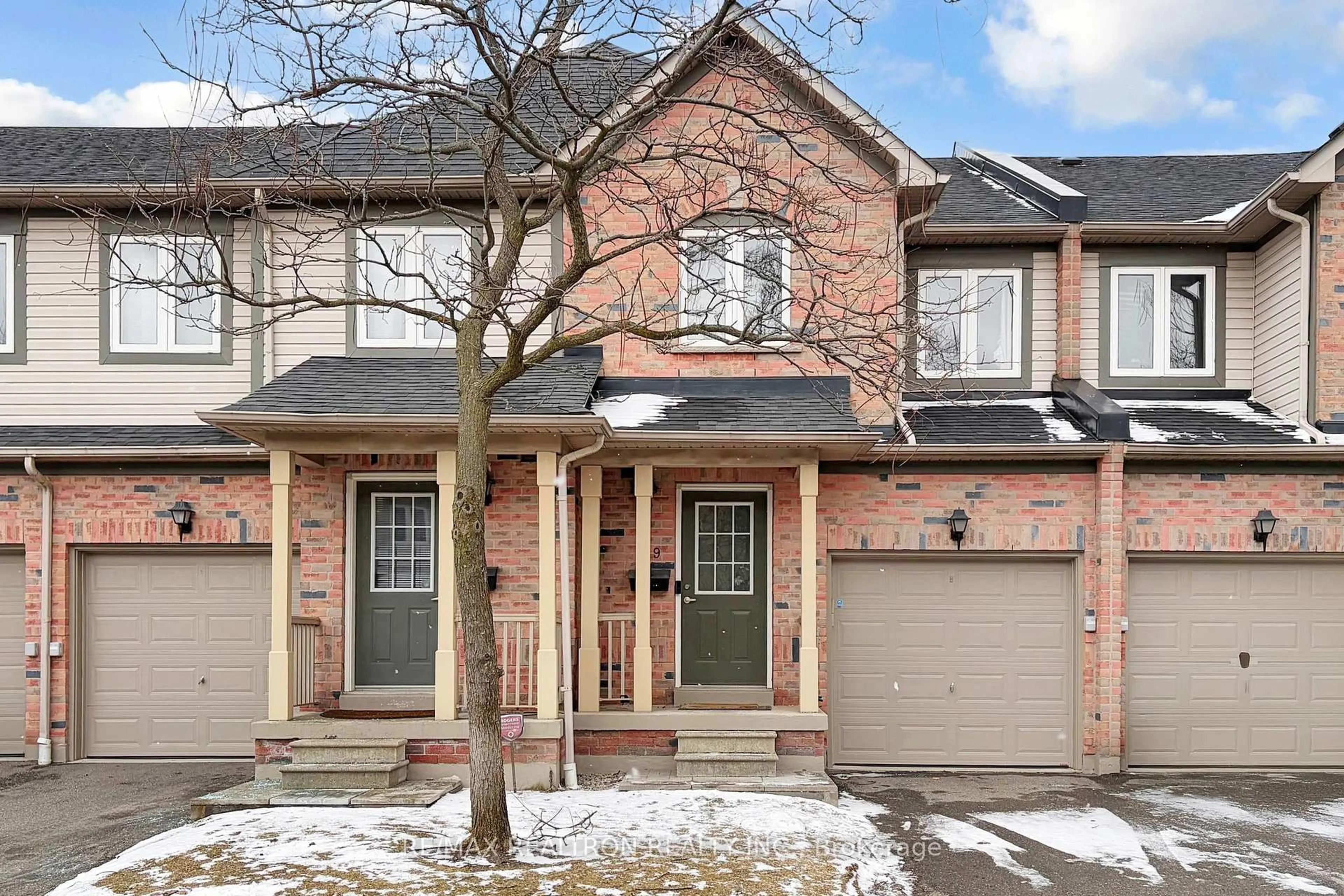 Home with brick exterior material, street for 4600 Kimbermount Ave #39, Mississauga Ontario L5M 5W7