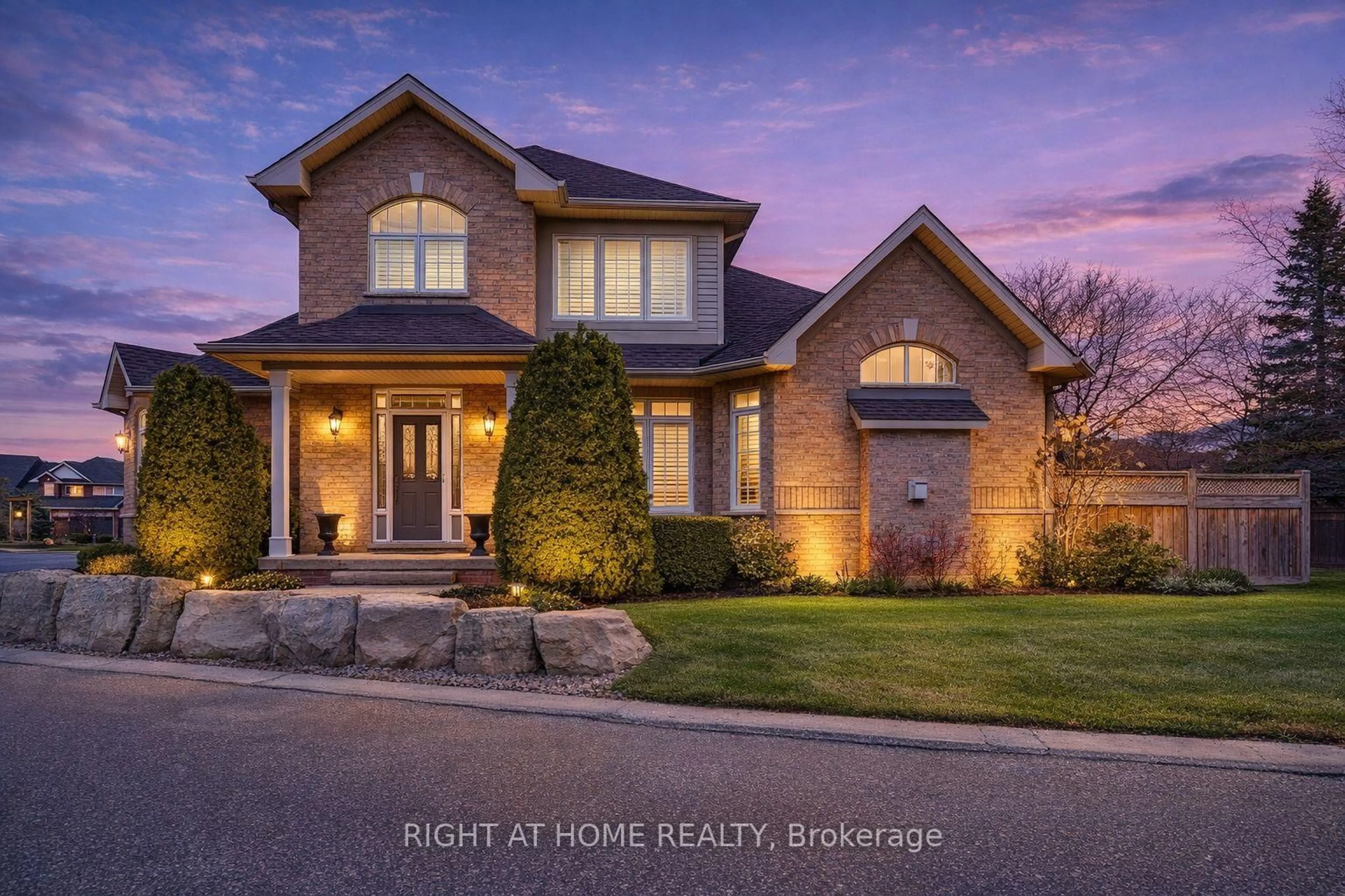 Home with brick exterior material, street for 4280 Taywood Dr #15, Burlington Ontario L7M 4X8