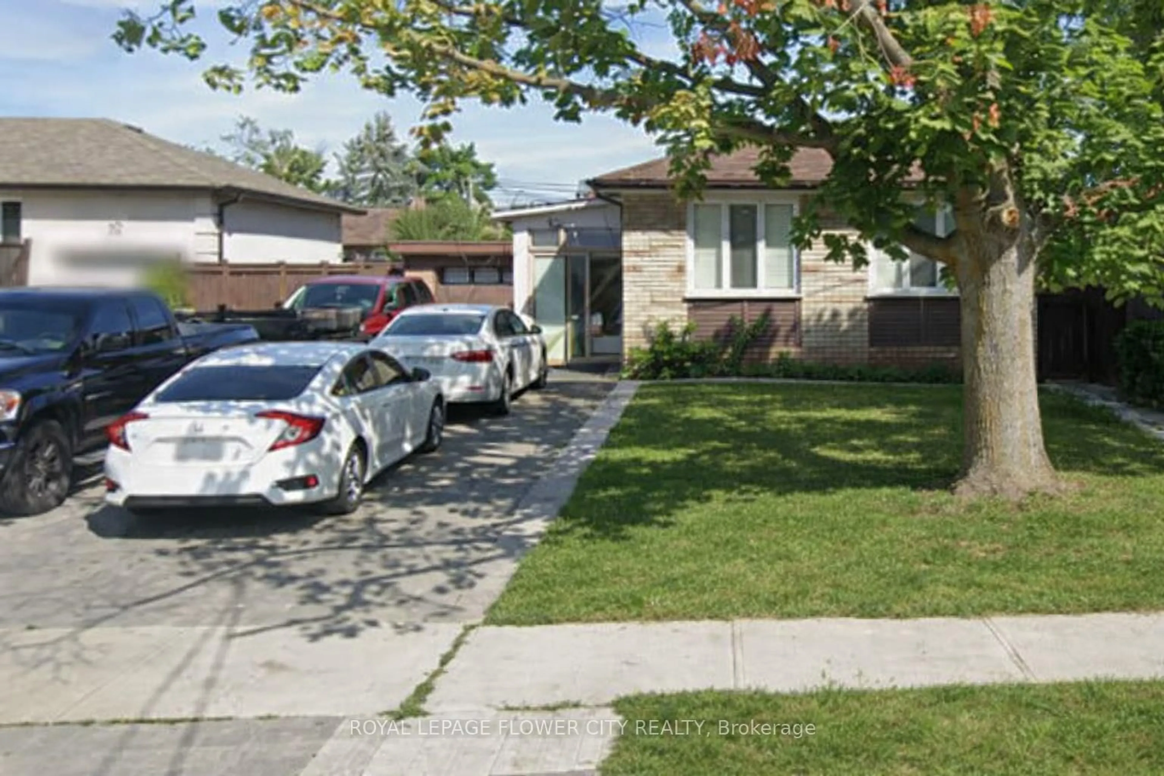 A pic from outside/outdoor area/front of a property/back of a property/a pic from drone, street for 63 Hawkedon Cres, Toronto Ontario M9W 3L6