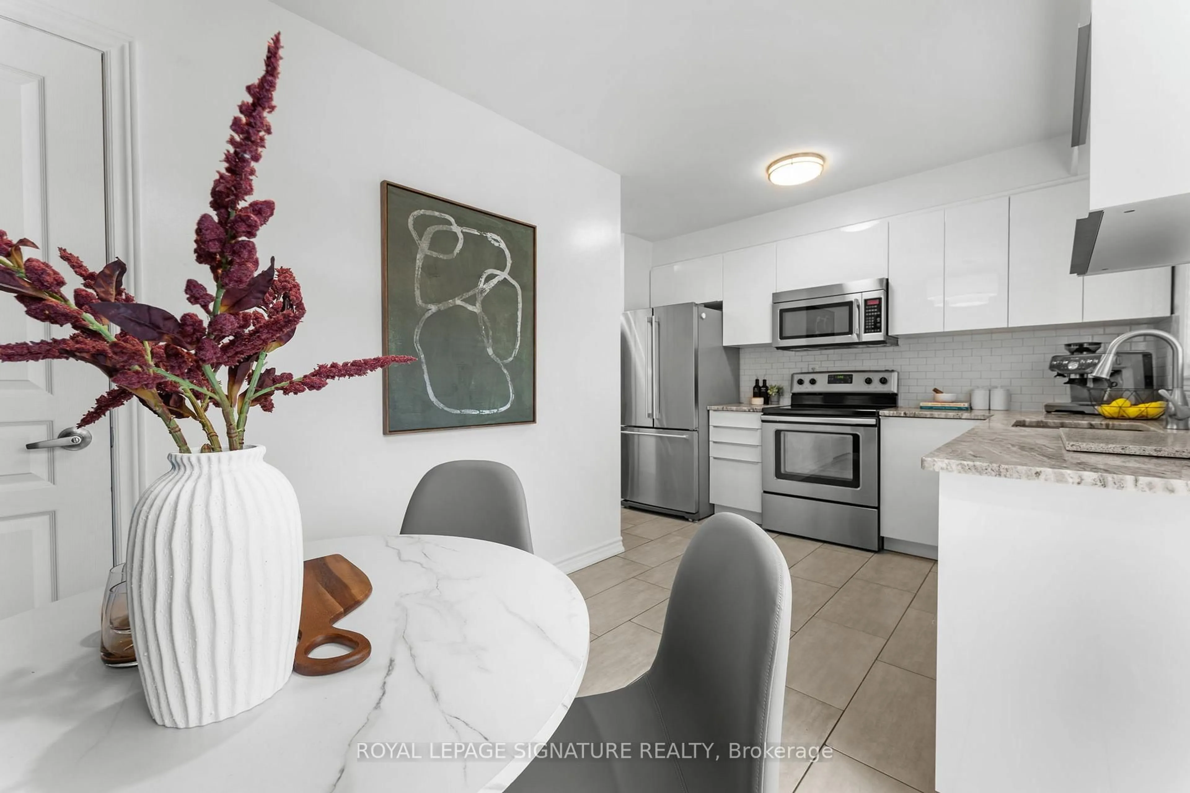 Unknown for 68 Birdstone Cres #46, Toronto Ontario M6N 5H5