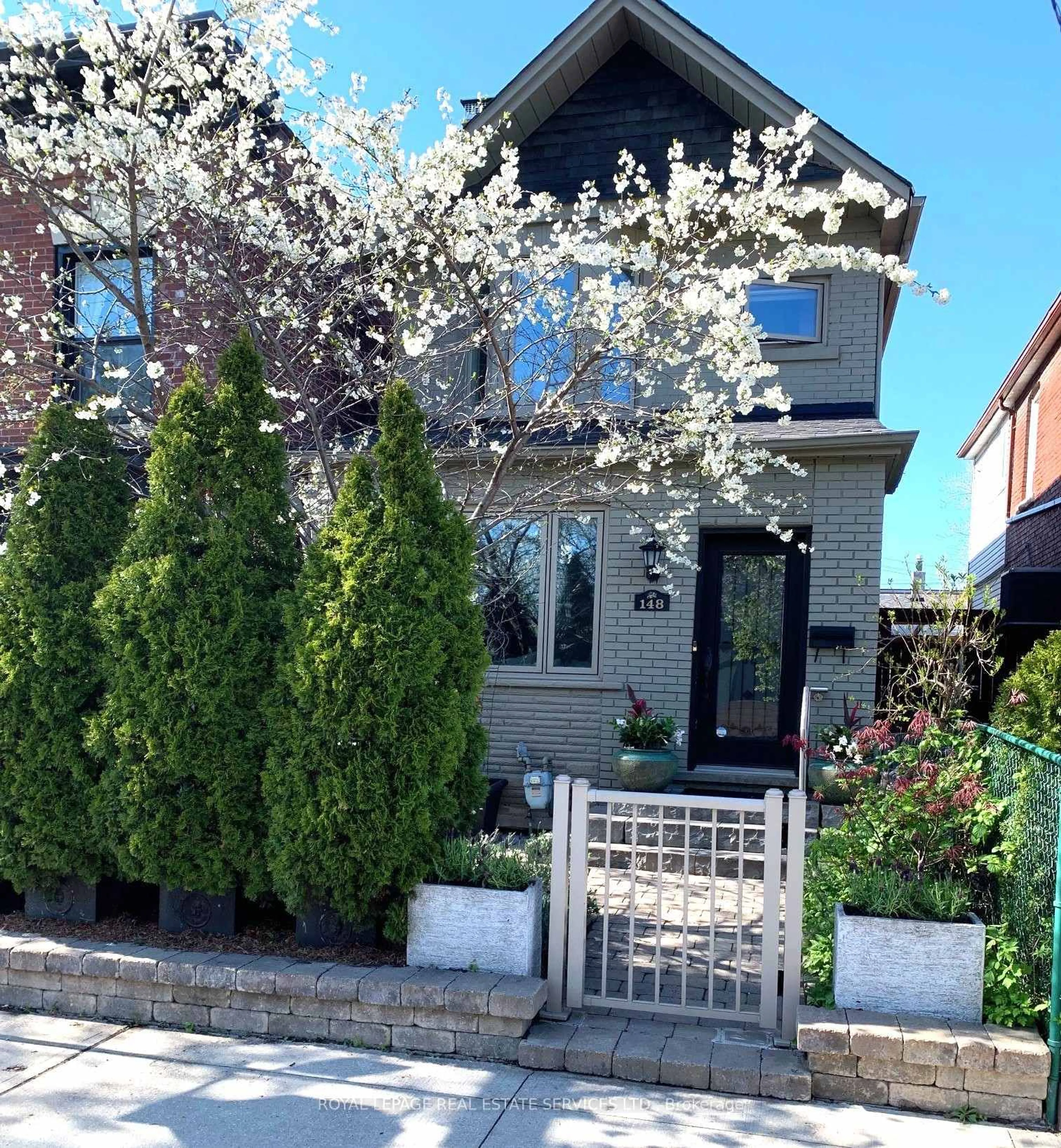 Home with brick exterior material, street for 148 Wallace Ave, Toronto Ontario M6H 1T5