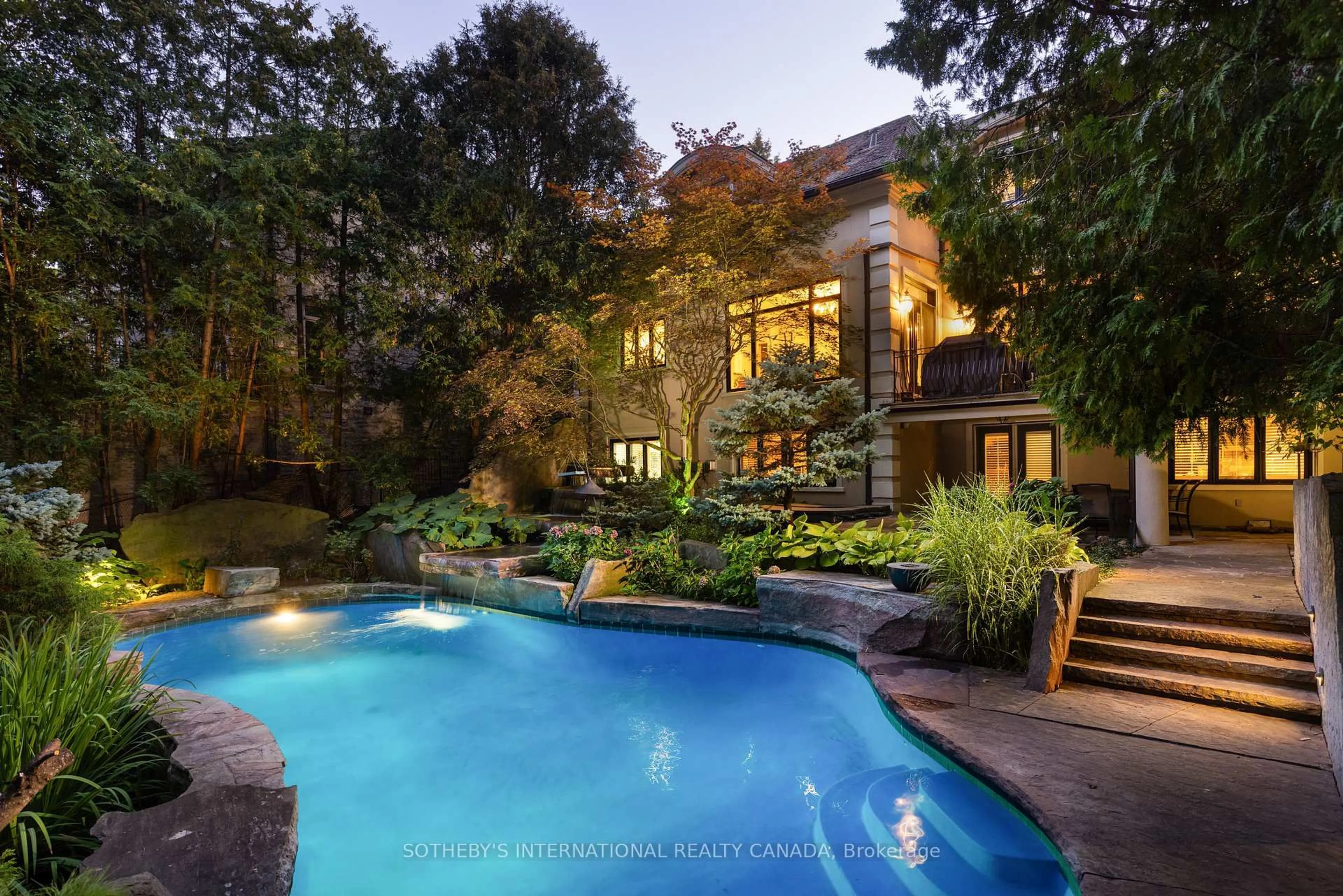 Pool for 23 Edenbrook Hill, Toronto Ontario M9A 3Z7