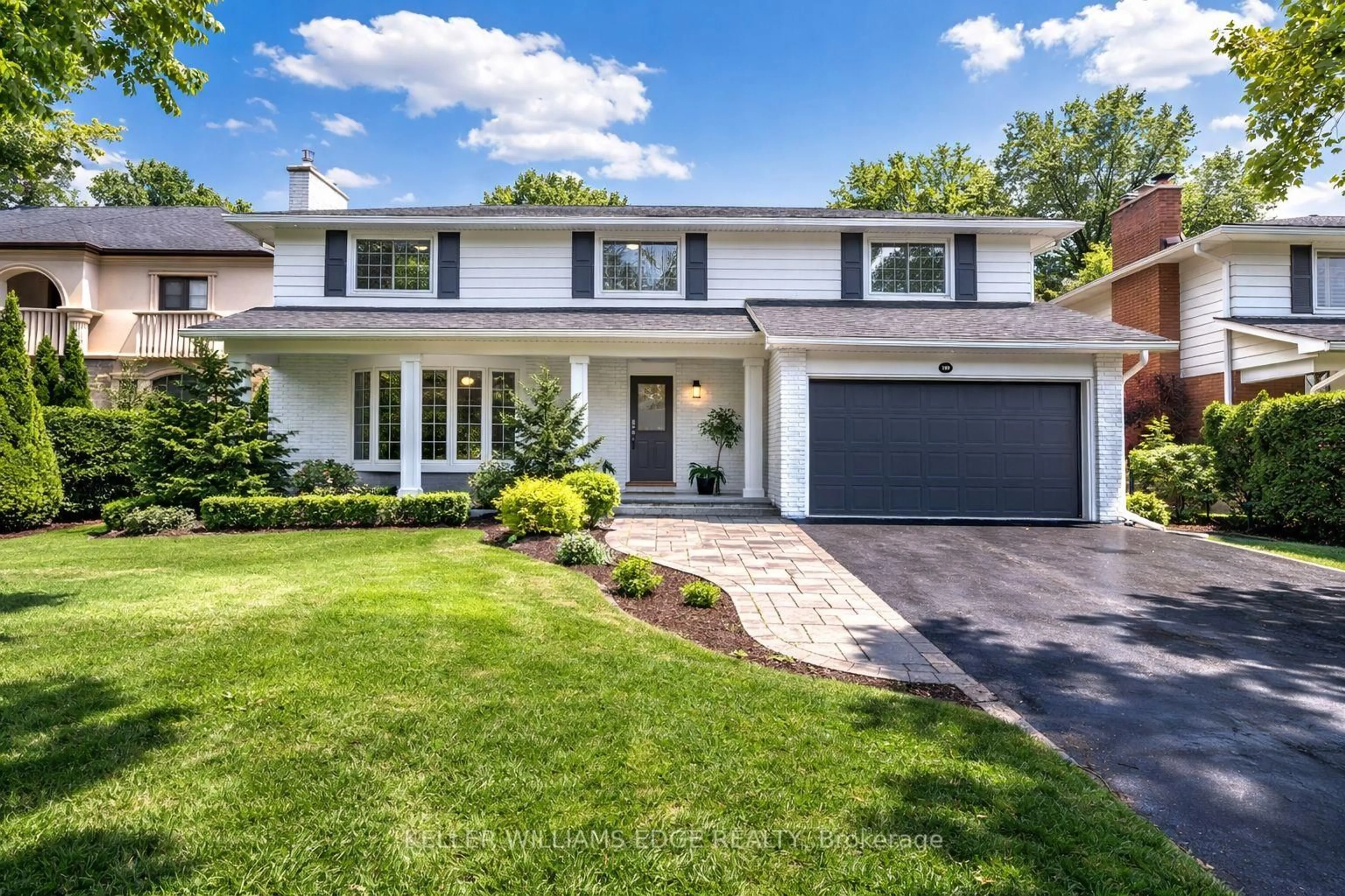 Home with vinyl exterior material, street for 289 BELVENIA Rd, Burlington Ontario L7L 2G5