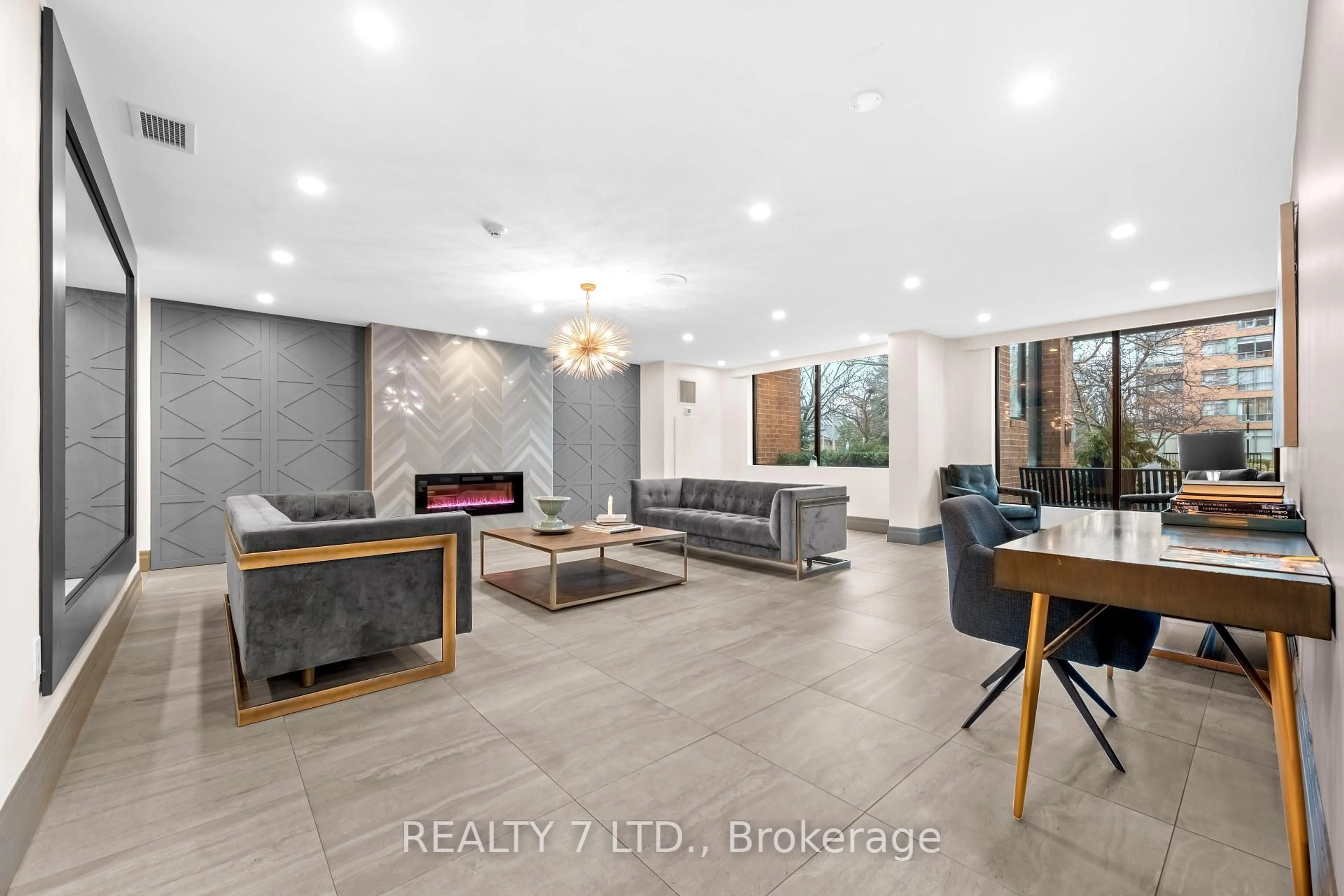 Lobby for 1270 Maple Crossing Blvd #412, Burlington Ontario L7S 2J9