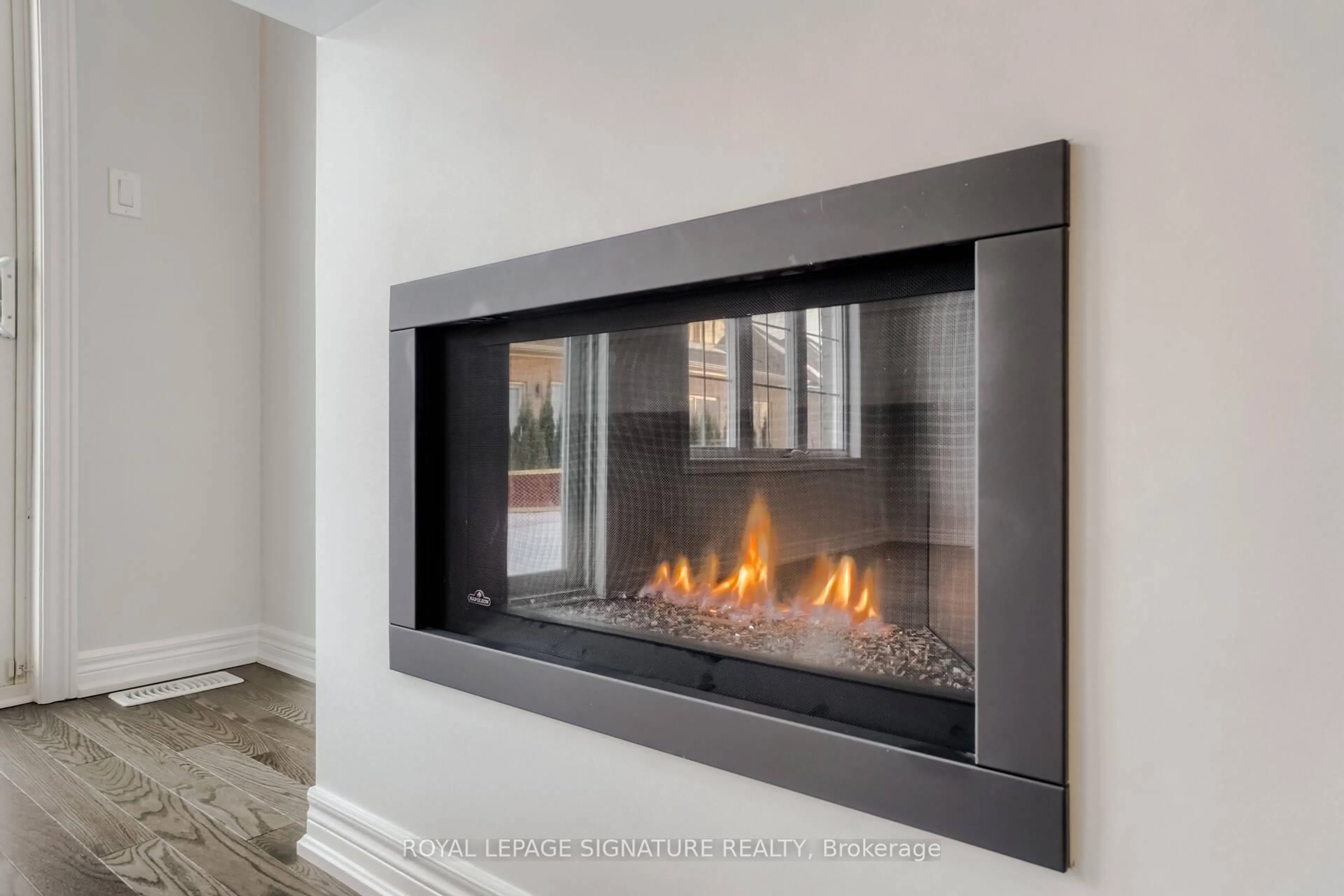 Unknown for 41 Overlea Dr, Brampton Ontario L6R 4B8