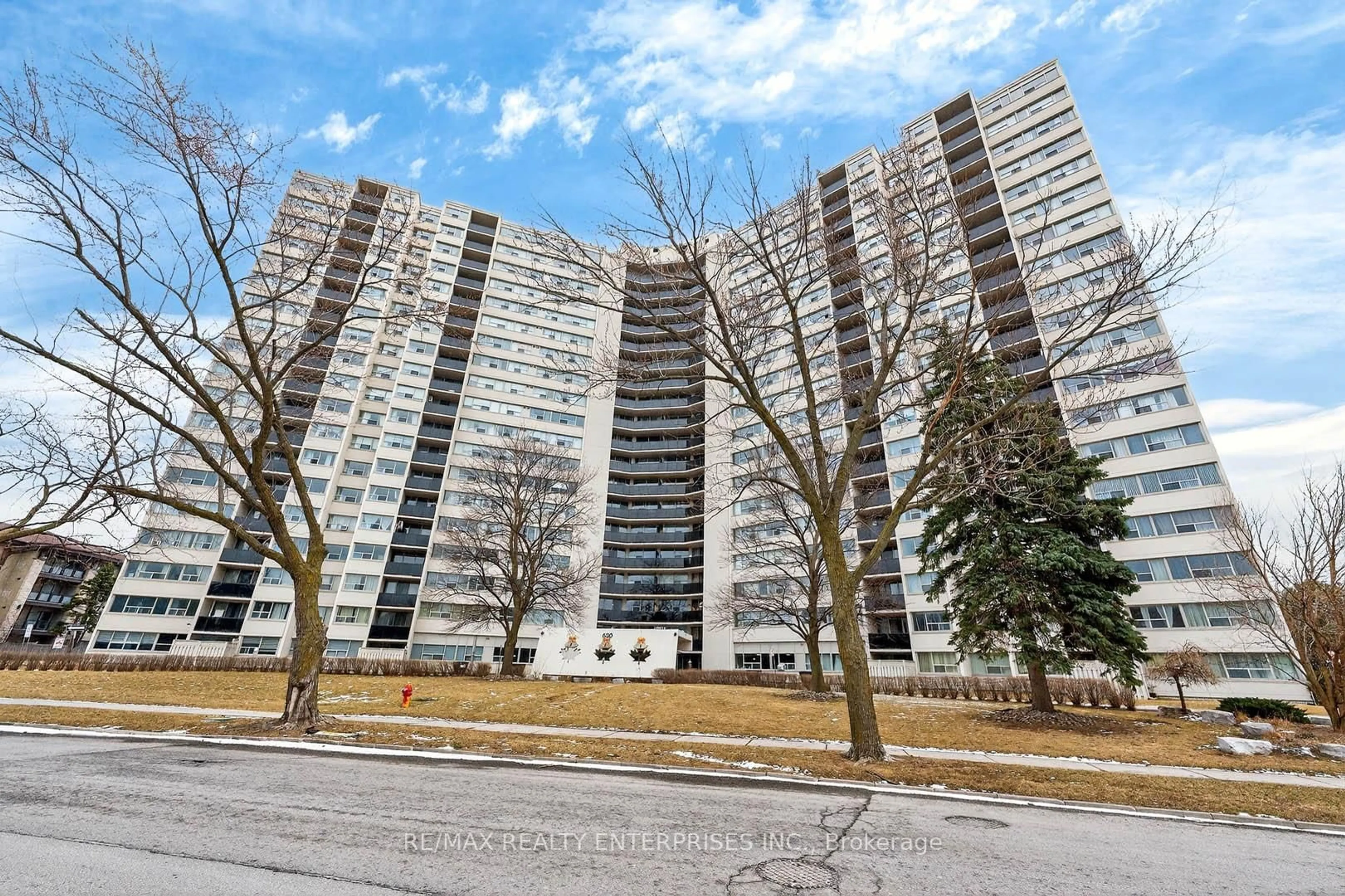 Unknown for 530 Lolita Gdns #602, Mississauga Ontario L5A 3T2