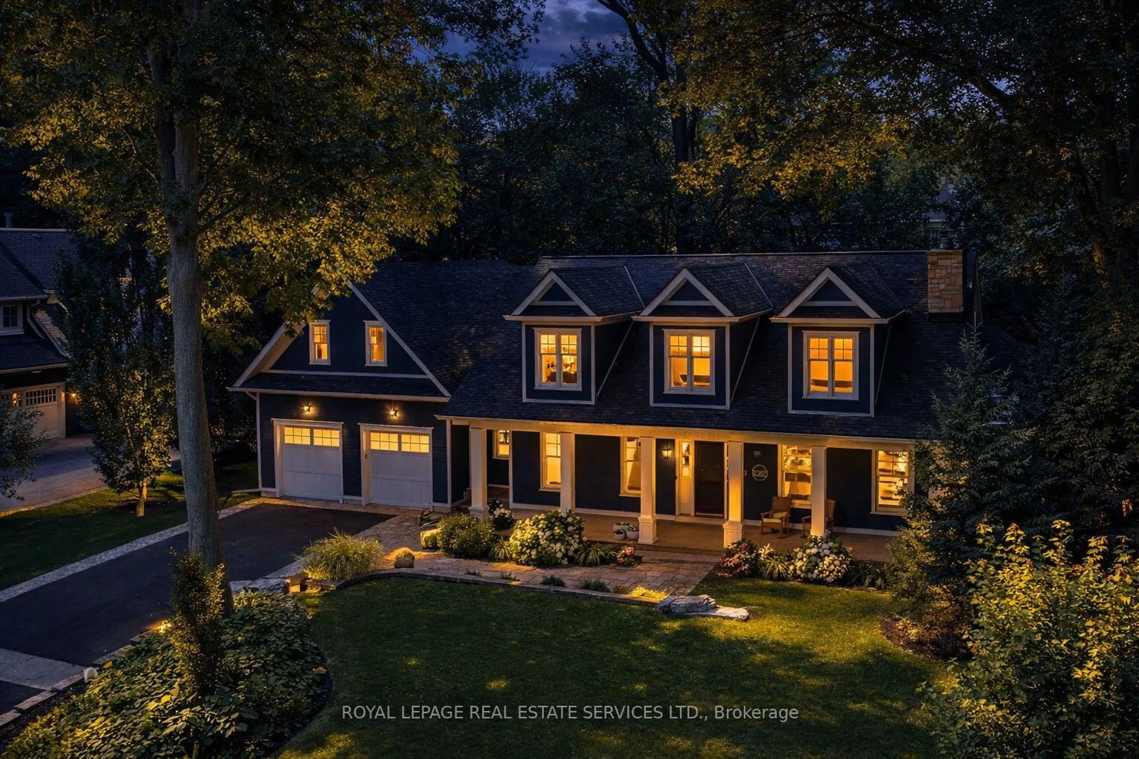 Home with brick exterior material, street for 1097 Birchview Ave, Oakville Ontario L6J 2C5