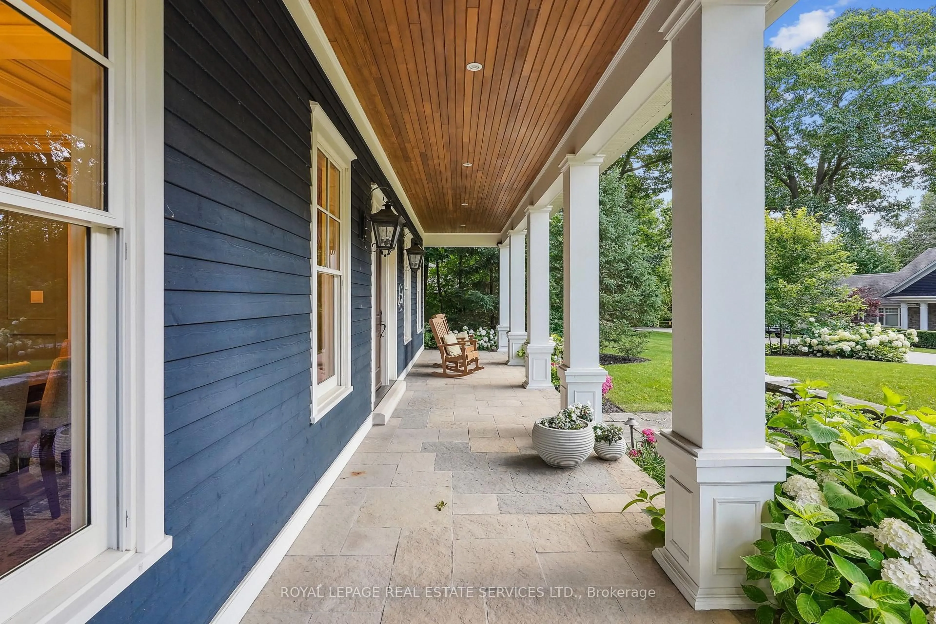 Unknown for 1097 Birchview Ave, Oakville Ontario L6J 2C5