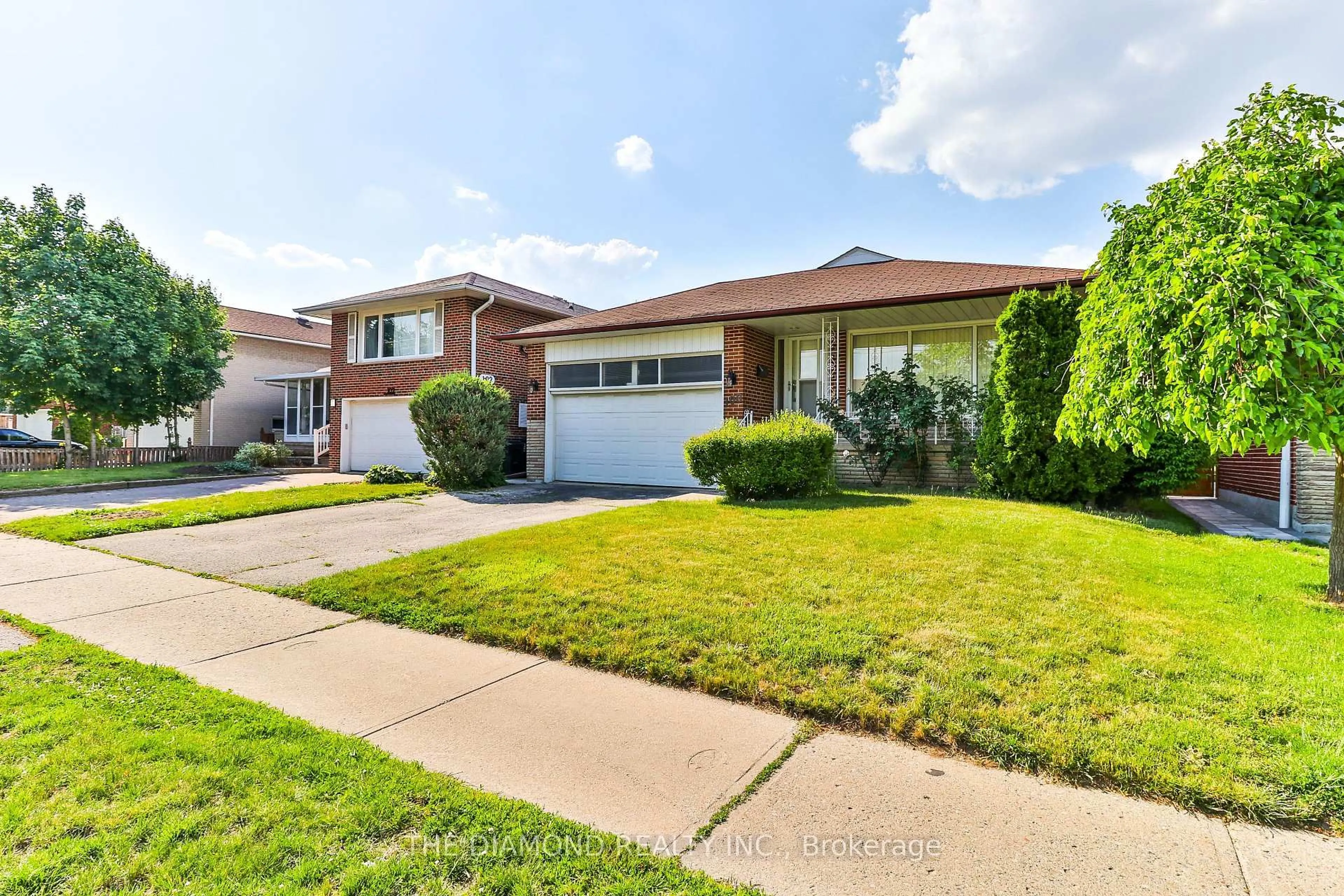 Home with brick exterior material, street for 100 Summitcrest Dr, Toronto Ontario M9P 1H8