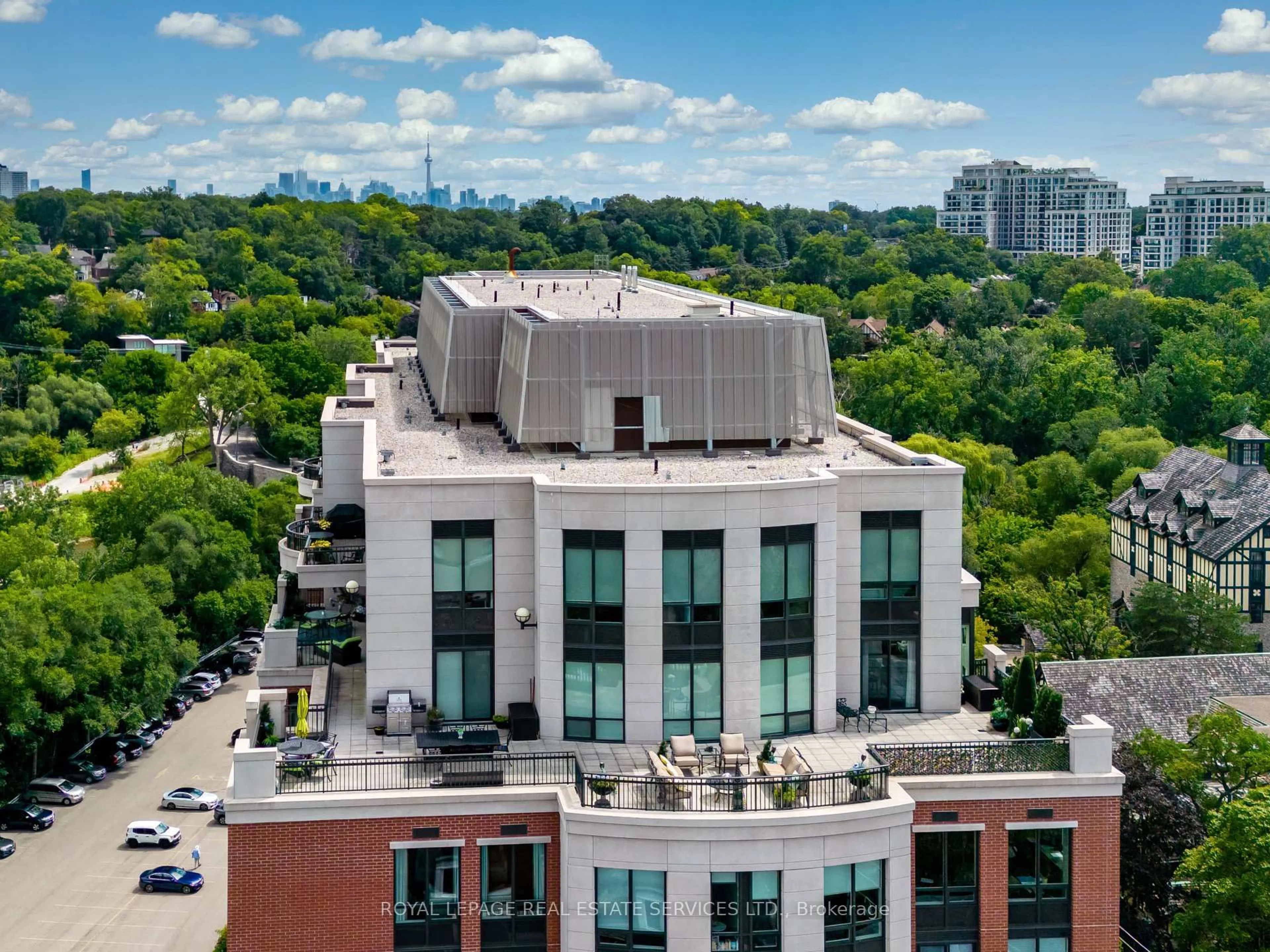 A pic from outside/outdoor area/front of a property/back of a property/a pic from drone, city buildings view from balcony for 30 Old Mill Rd #1002, Toronto Ontario M8X 0A5