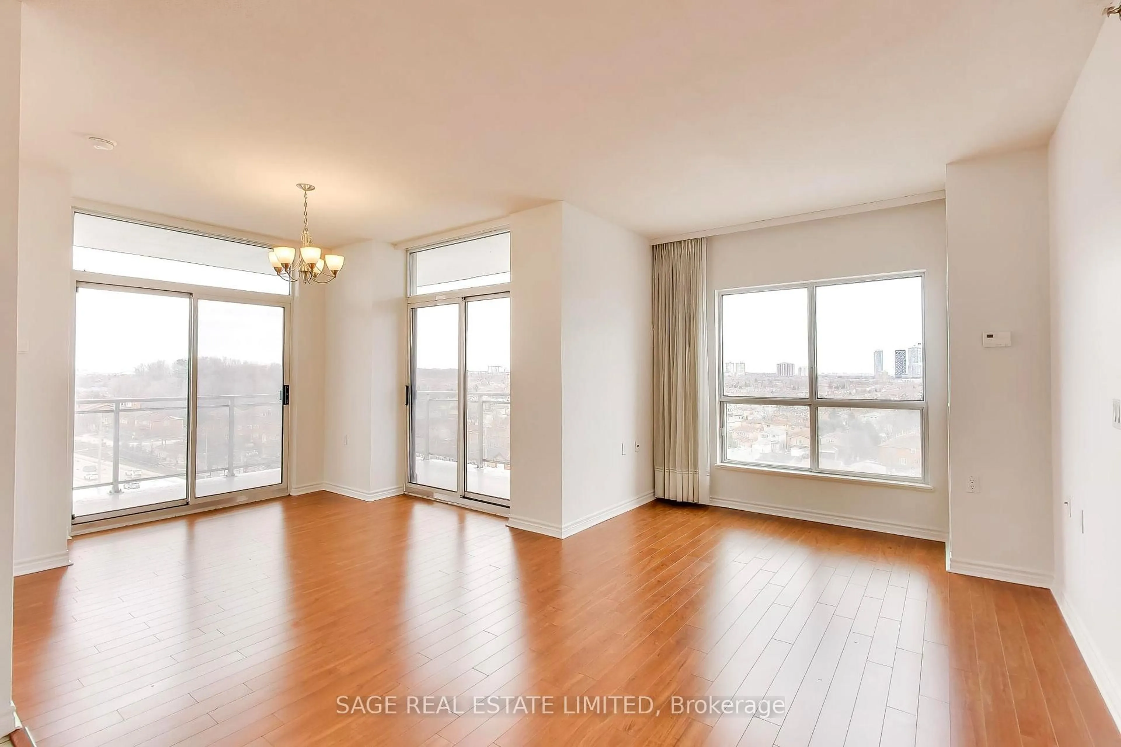 Unknown for 810 Scollard Crt #902, Mississauga Ontario L5V 0A4