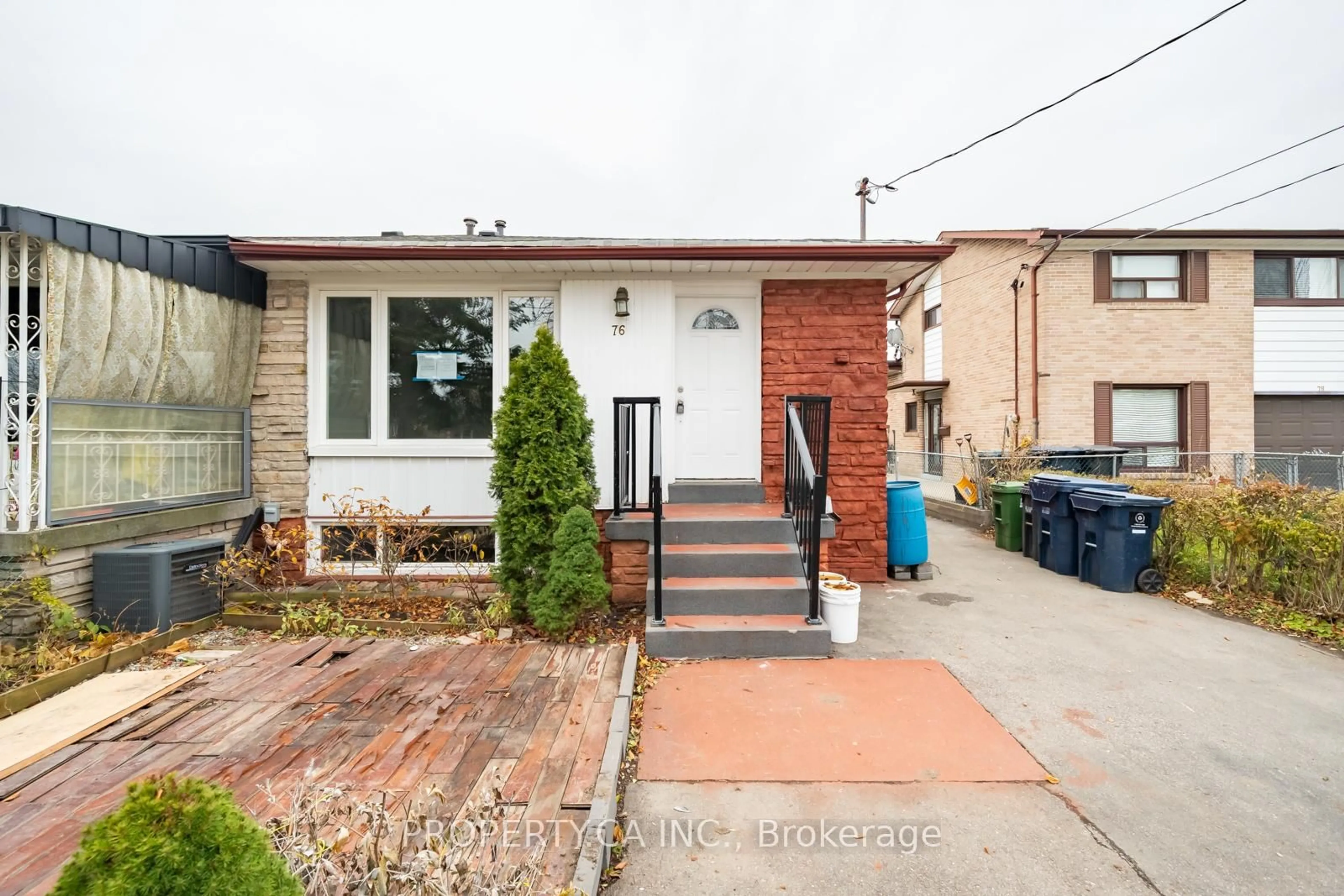 Home with brick exterior material, street for 76 Ruthmar Cres, Toronto Ontario M3N 2C5