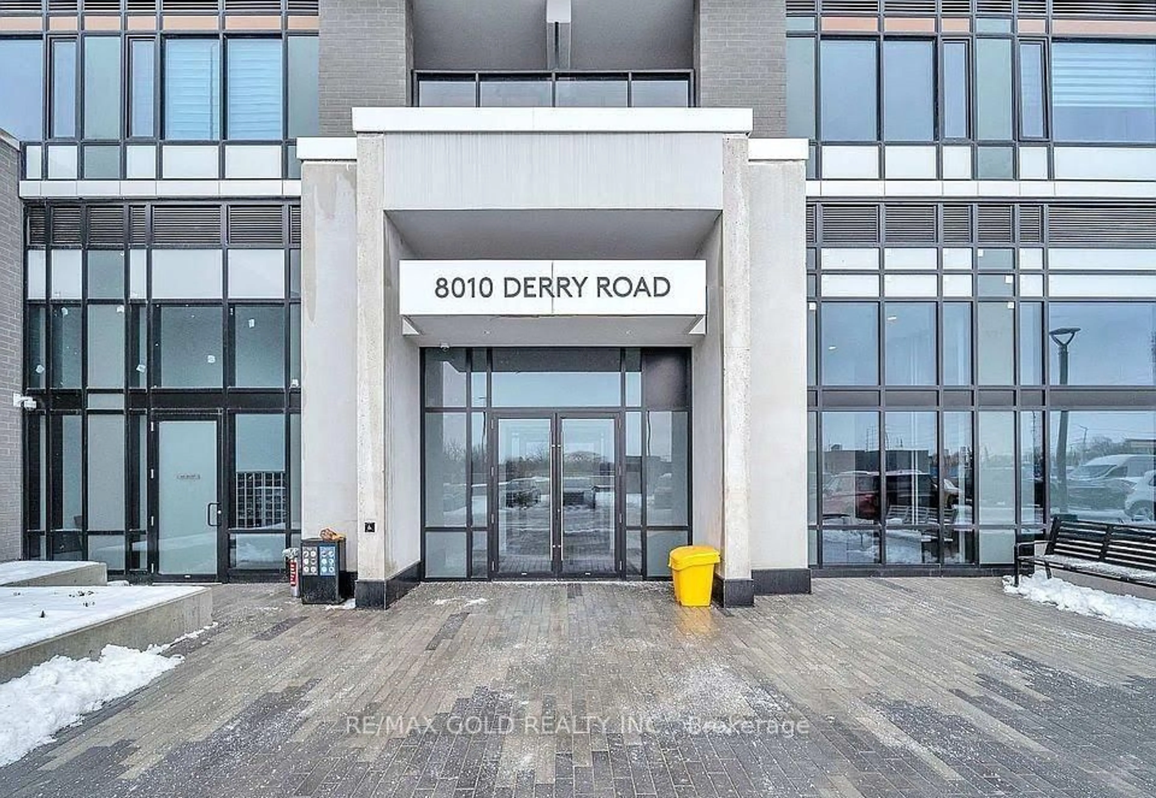 Lobby for 8010 Derry Rd #701, Milton Ontario L9T 9N3