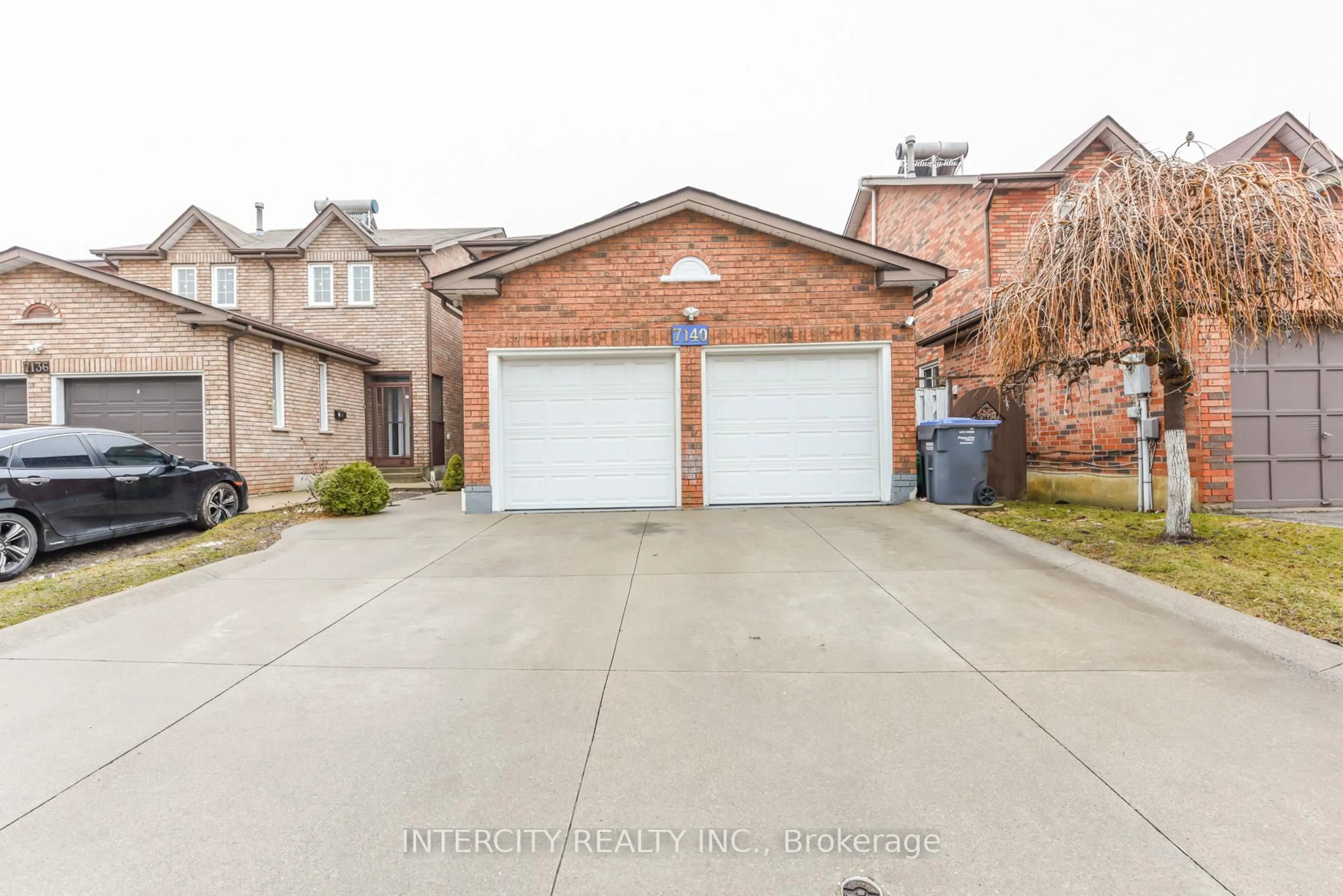 Unknown for 7140 Dalewood Dr, Mississauga Ontario L4T 4E9