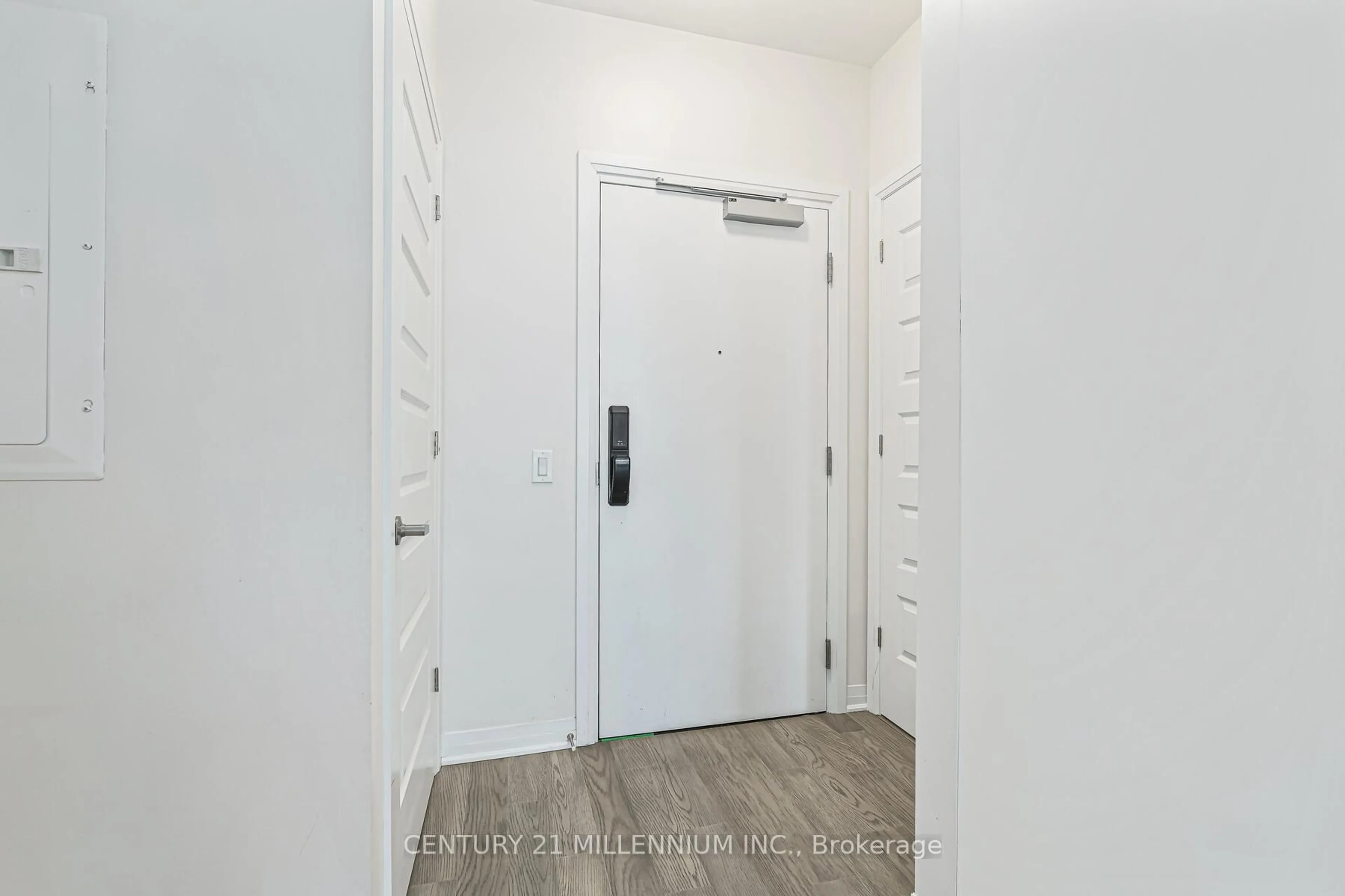 Indoor entryway for 460 Gordon Krantz Ave #105, Milton Ontario L9T 1Z2