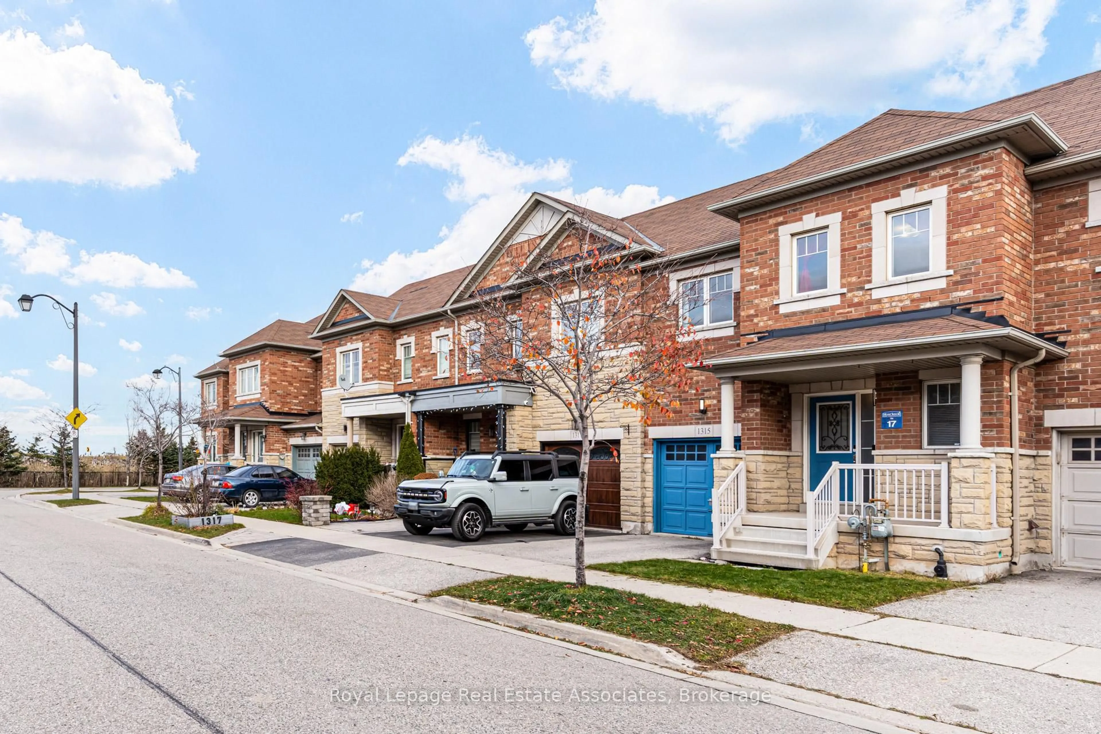 Home with brick exterior material, street for 1315 Brandon Terr, Milton Ontario L9T 7R3