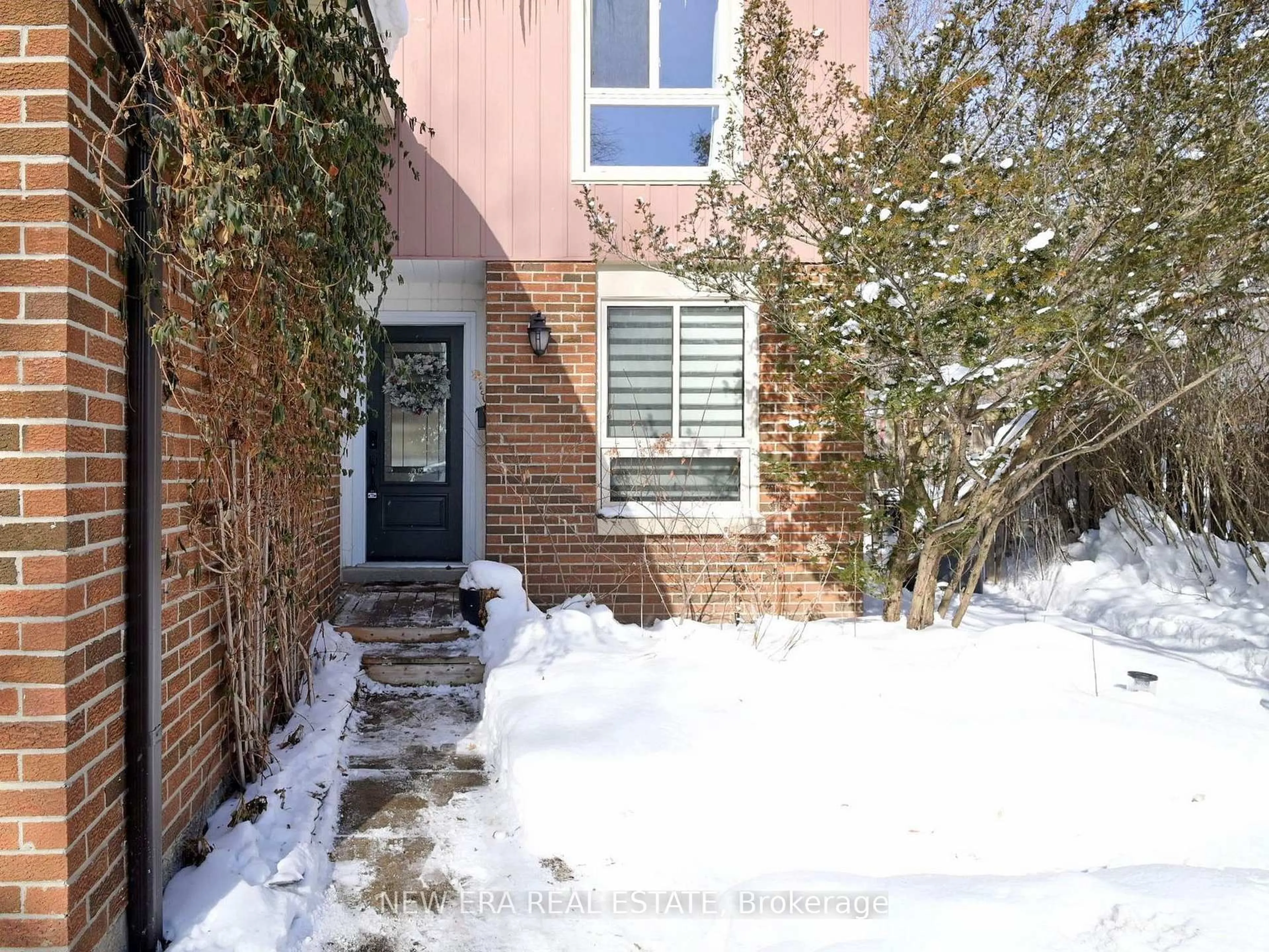 Unknown for 7189 Joliette Cres, Mississauga Ontario L5N 1Z2
