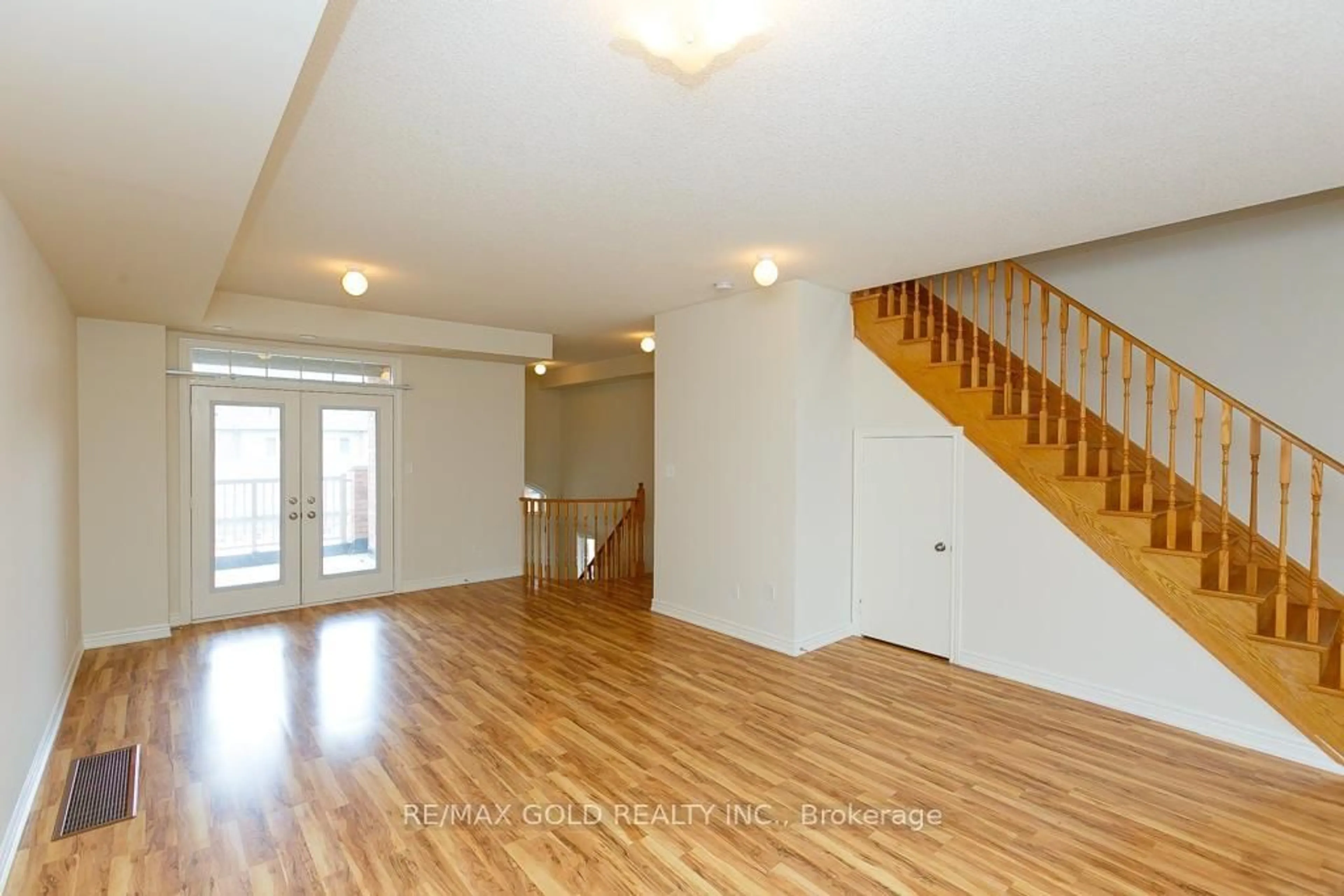 Unknown for 137 Inspire Blvd, Brampton Ontario L6R 0B3