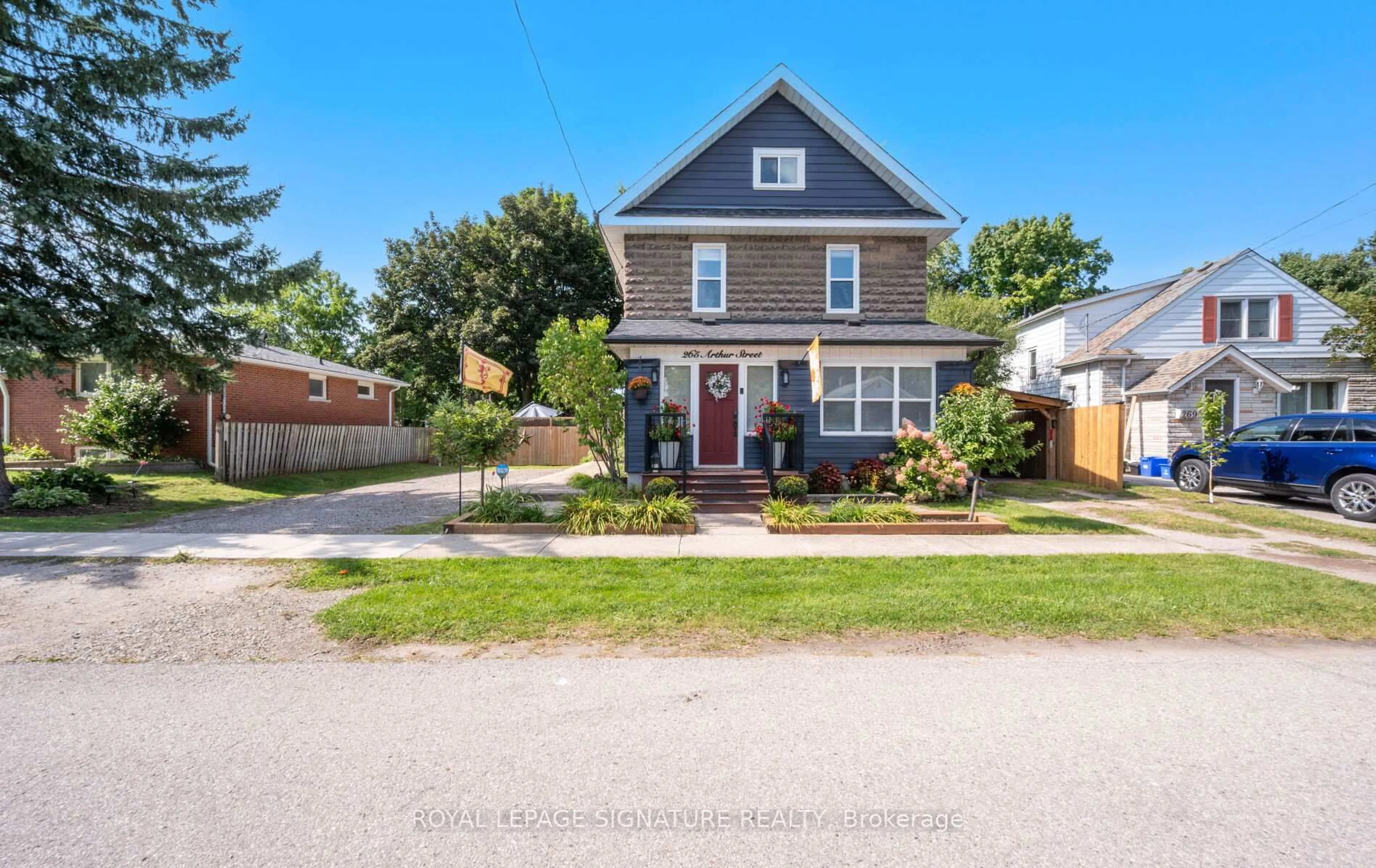 Home with brick exterior material, street for 265 Arthur St, Halton Hills Ontario L7J 1M2