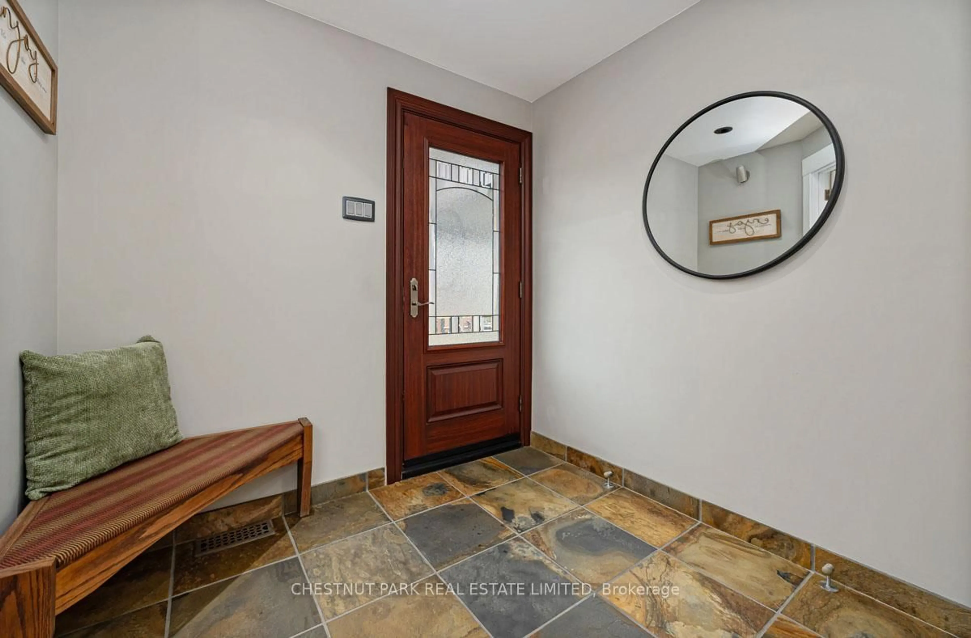 Indoor entryway for 16 Vanderbrent Cres, Toronto Ontario M9R 3W8