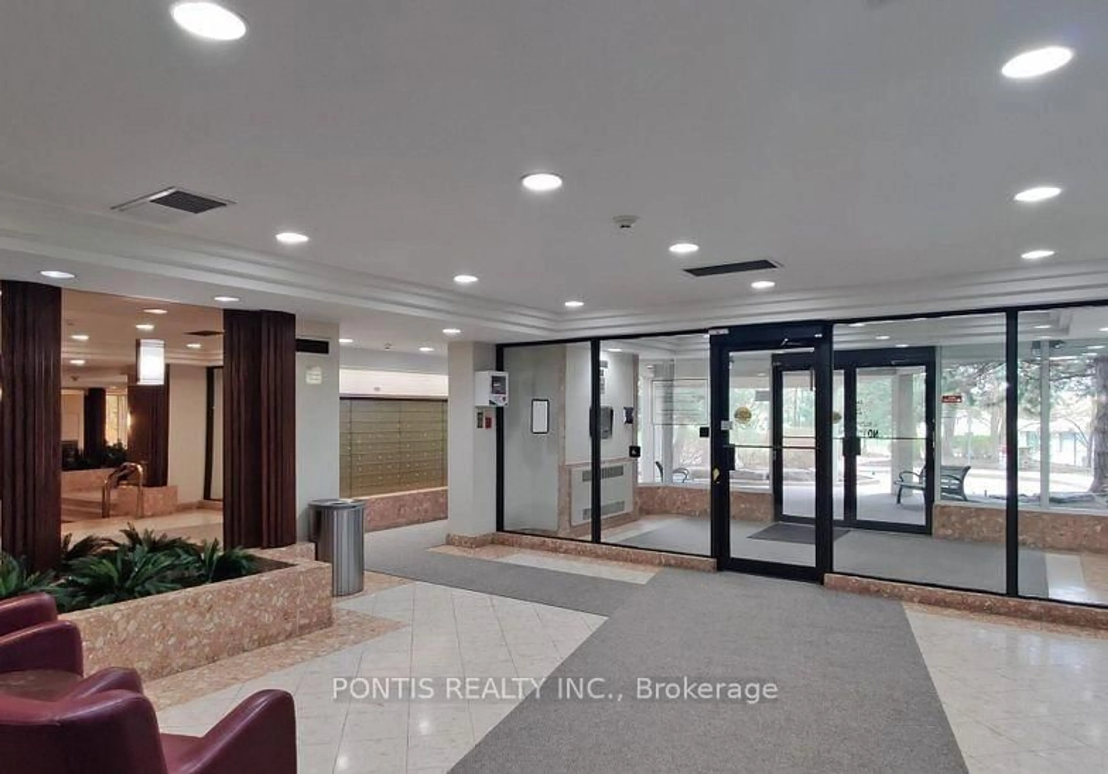 Unknown for 24 HANOVER Rd #1008, Brampton Ontario L6S 5K8