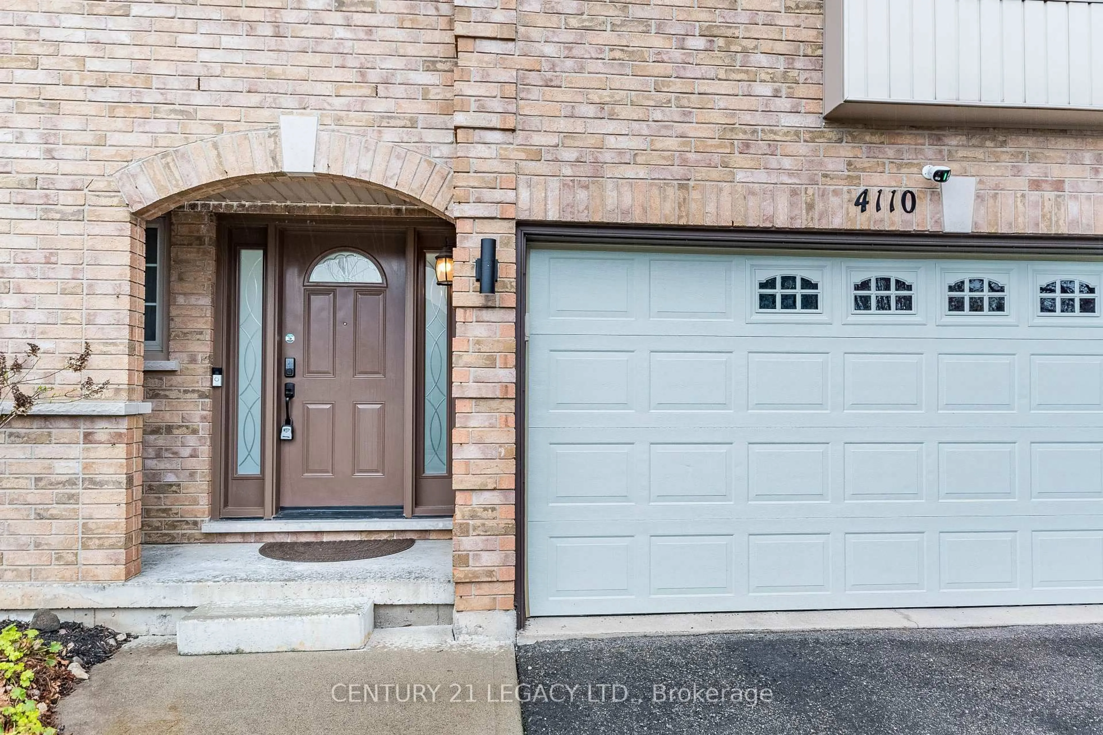 Unknown for 4110 Forest Run Ave, Burlington Ontario L7M 4L7