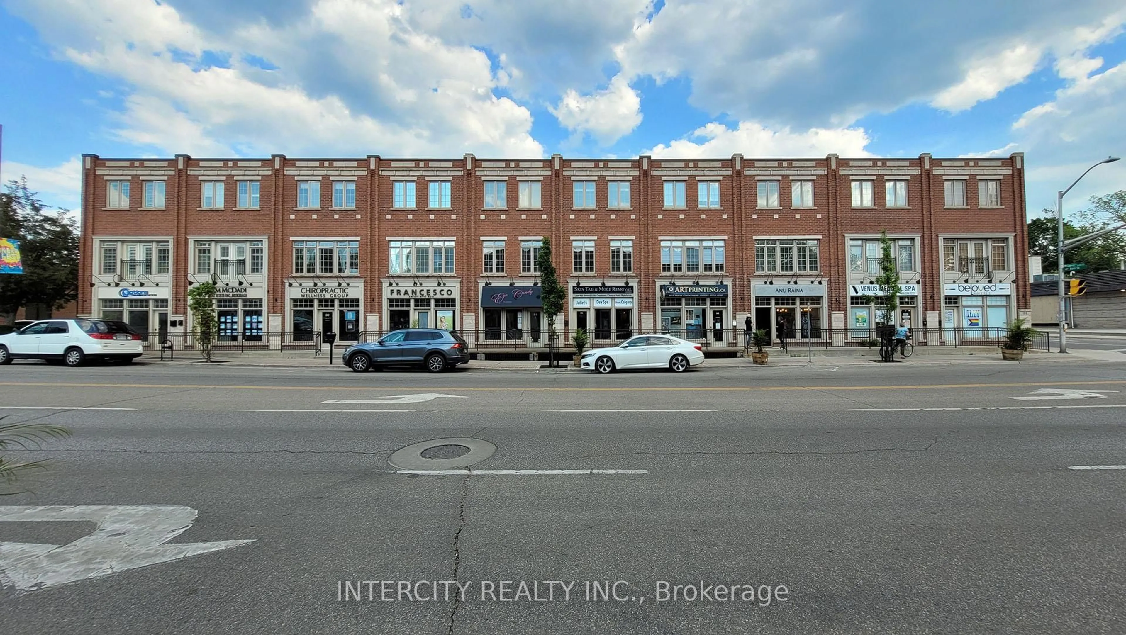 Unknown for 86 Lakeshore Rd, Oakville Ontario L6K 3A2