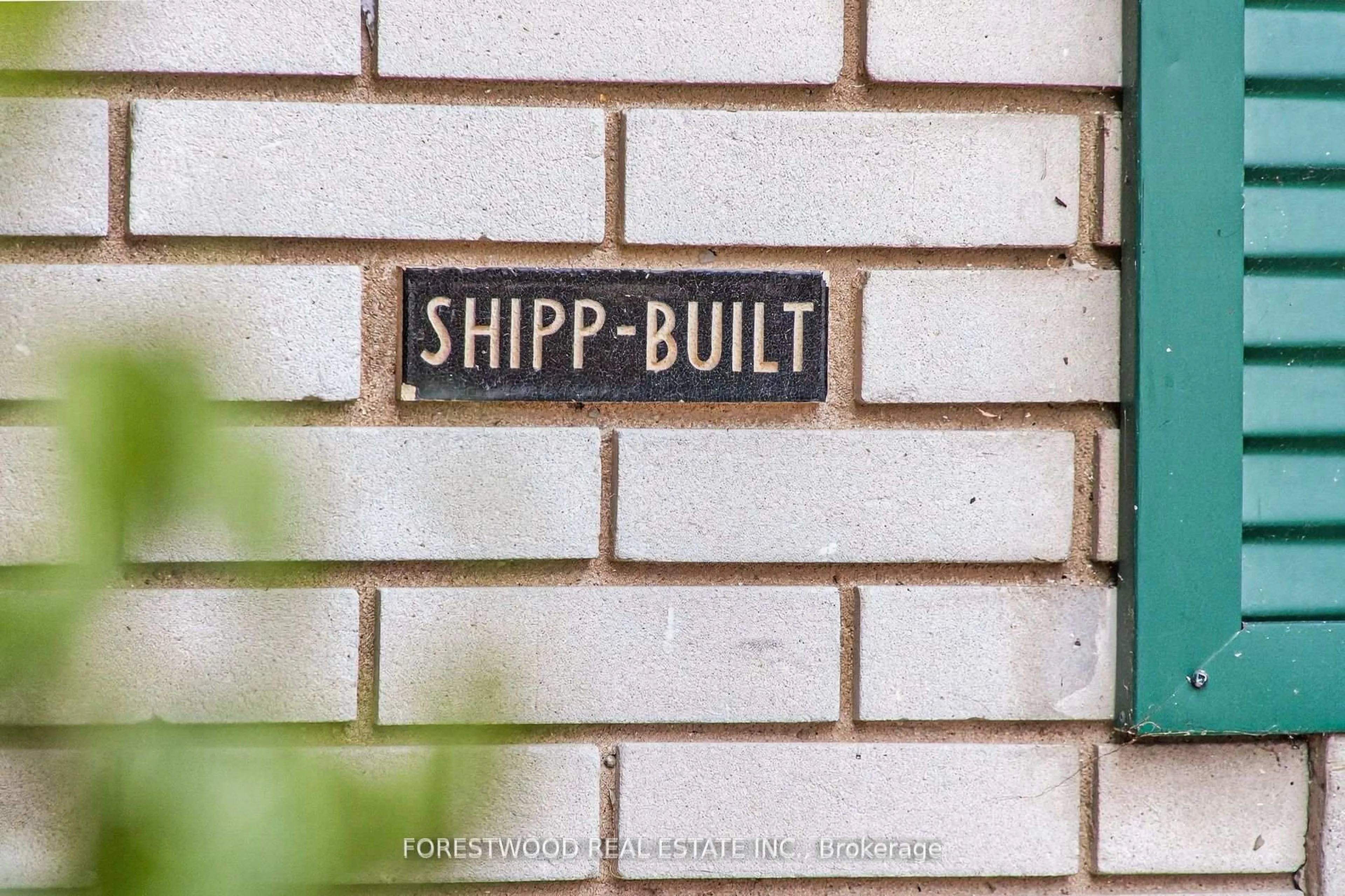 Shed for 1021 Vera Cruz Dr, Mississauga Ontario L4Y 2G4